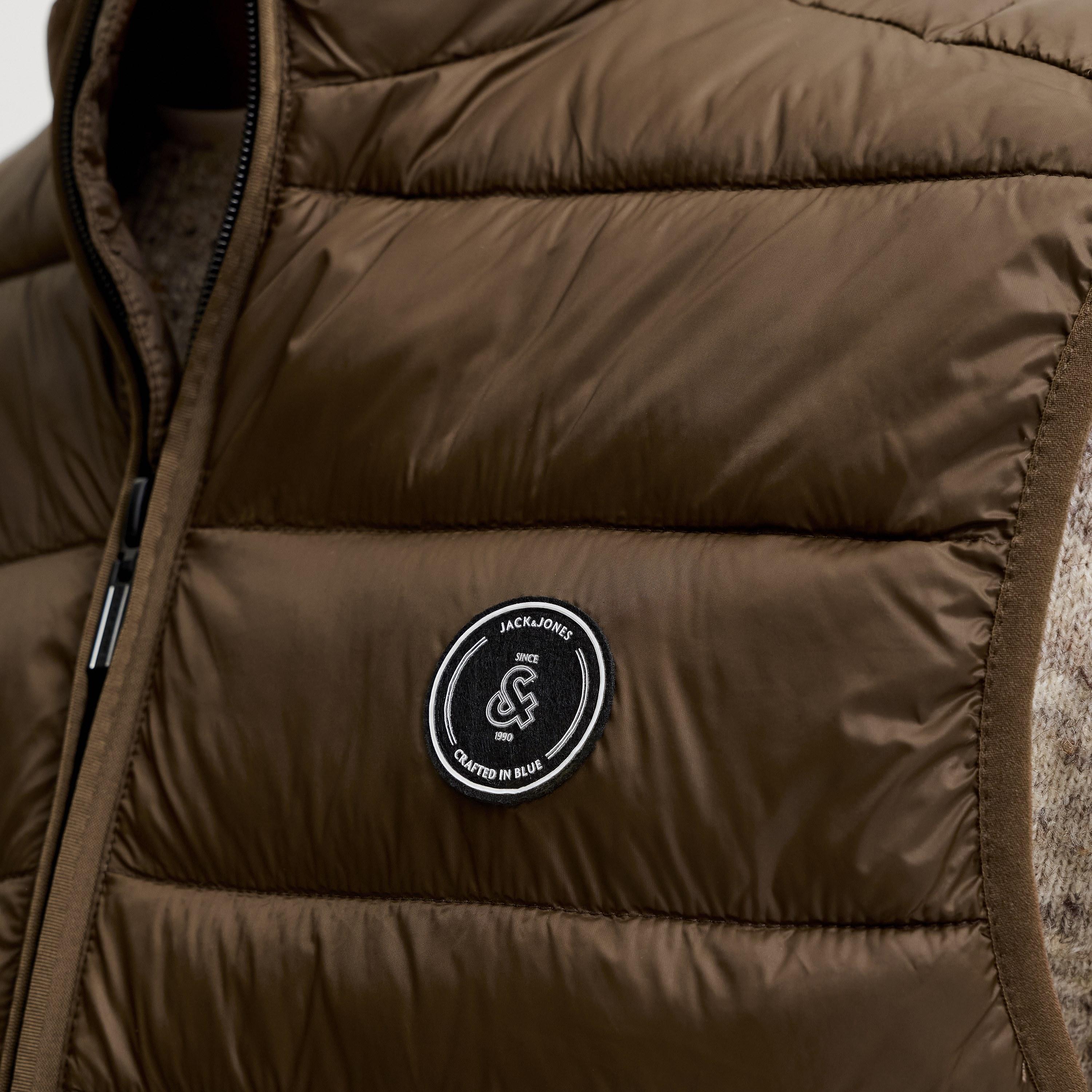 Jack & Jones  High Stand Up Collar Men's Puffer Gilet-men-clothing-jacketsandblazers-jackets-image-5