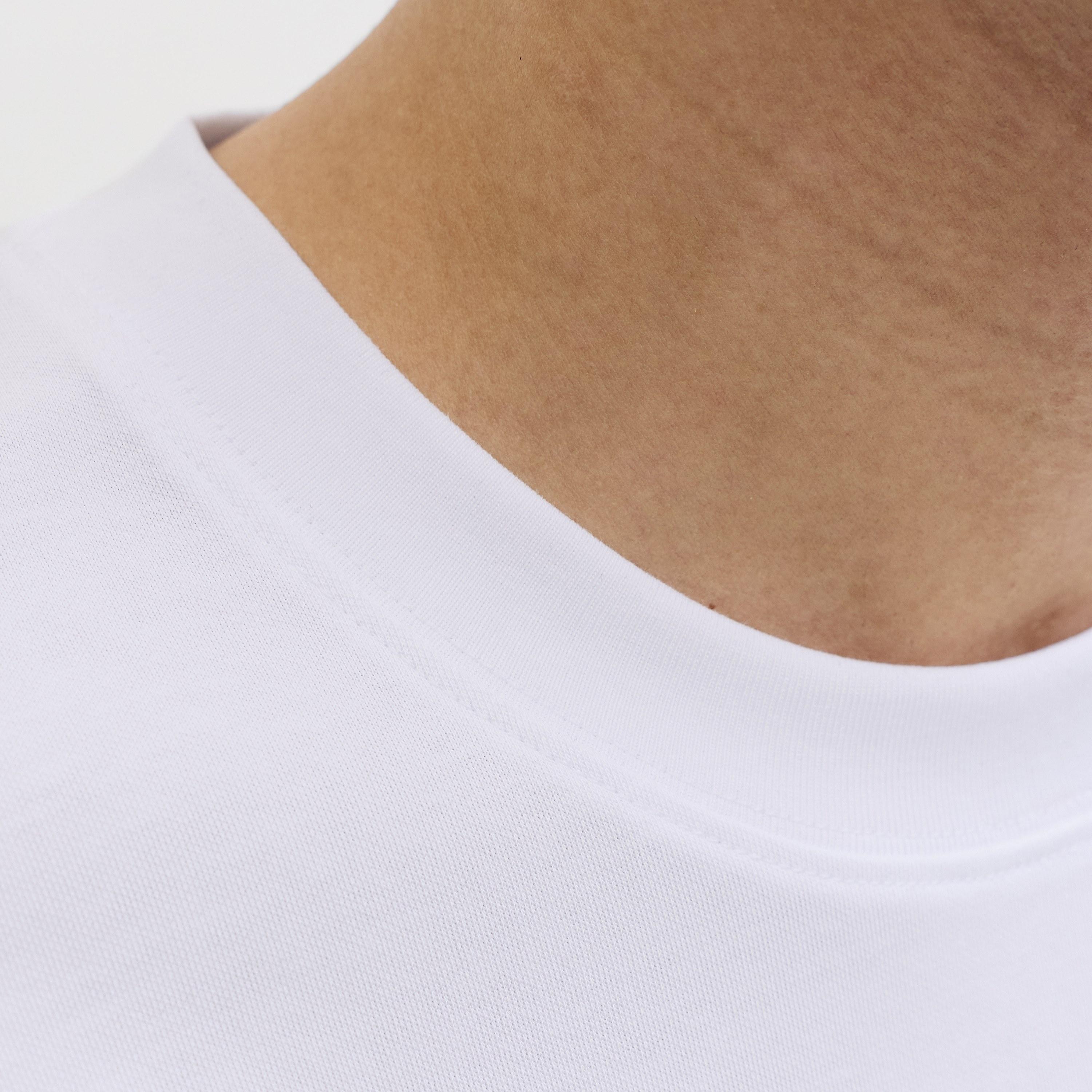 تيشرت رجالي سادة بياقة مستديرة وأكمام قصيرة من جاك آند جونز-men-clothing-tshirtsandpolos-tshirts-image-5