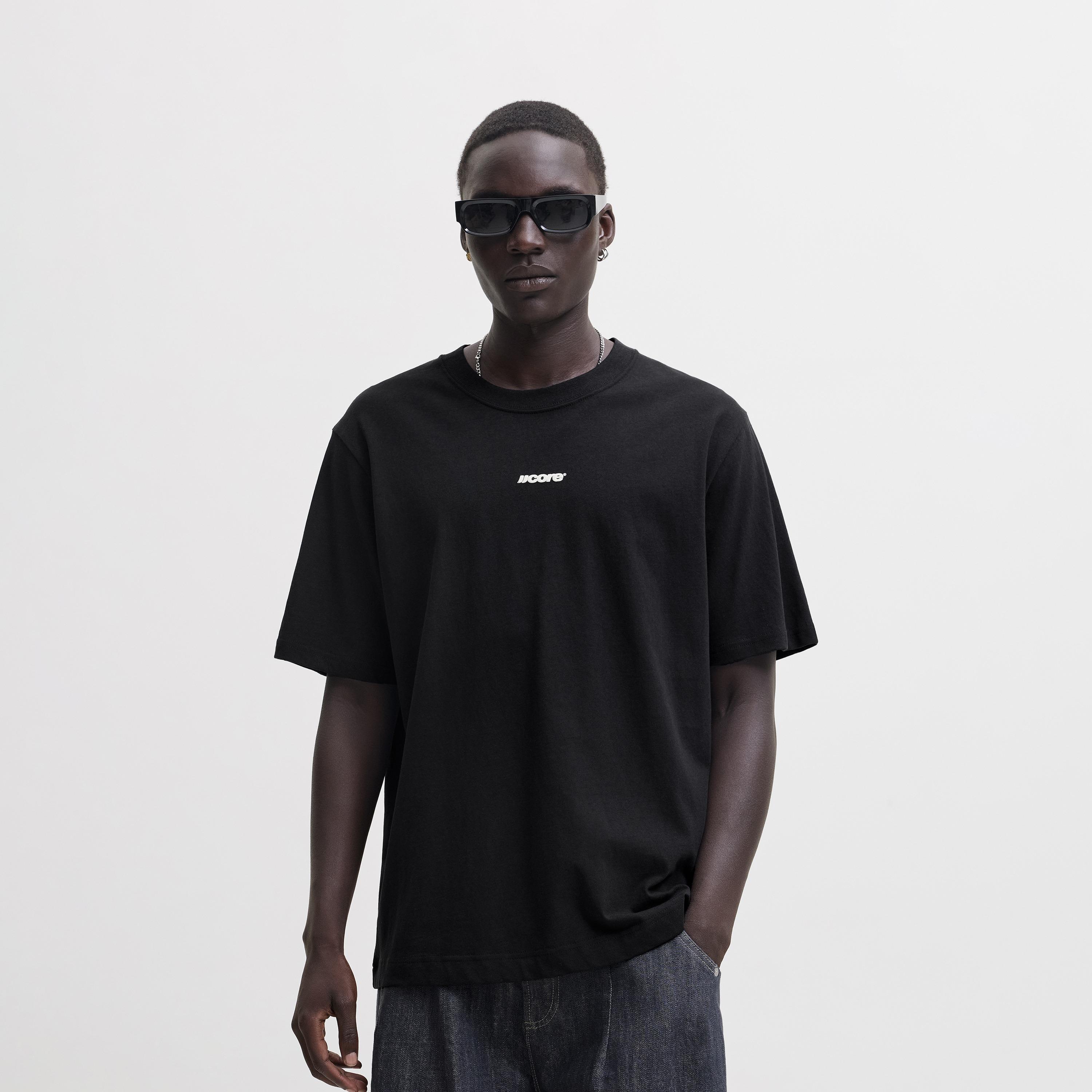 تيشيرت رجالي برقبة مستديرة وأكمام قصيرة وطبعة خلفية من جاك آند جونز-men-clothing-tshirtsandpolos-tshirts-image-9