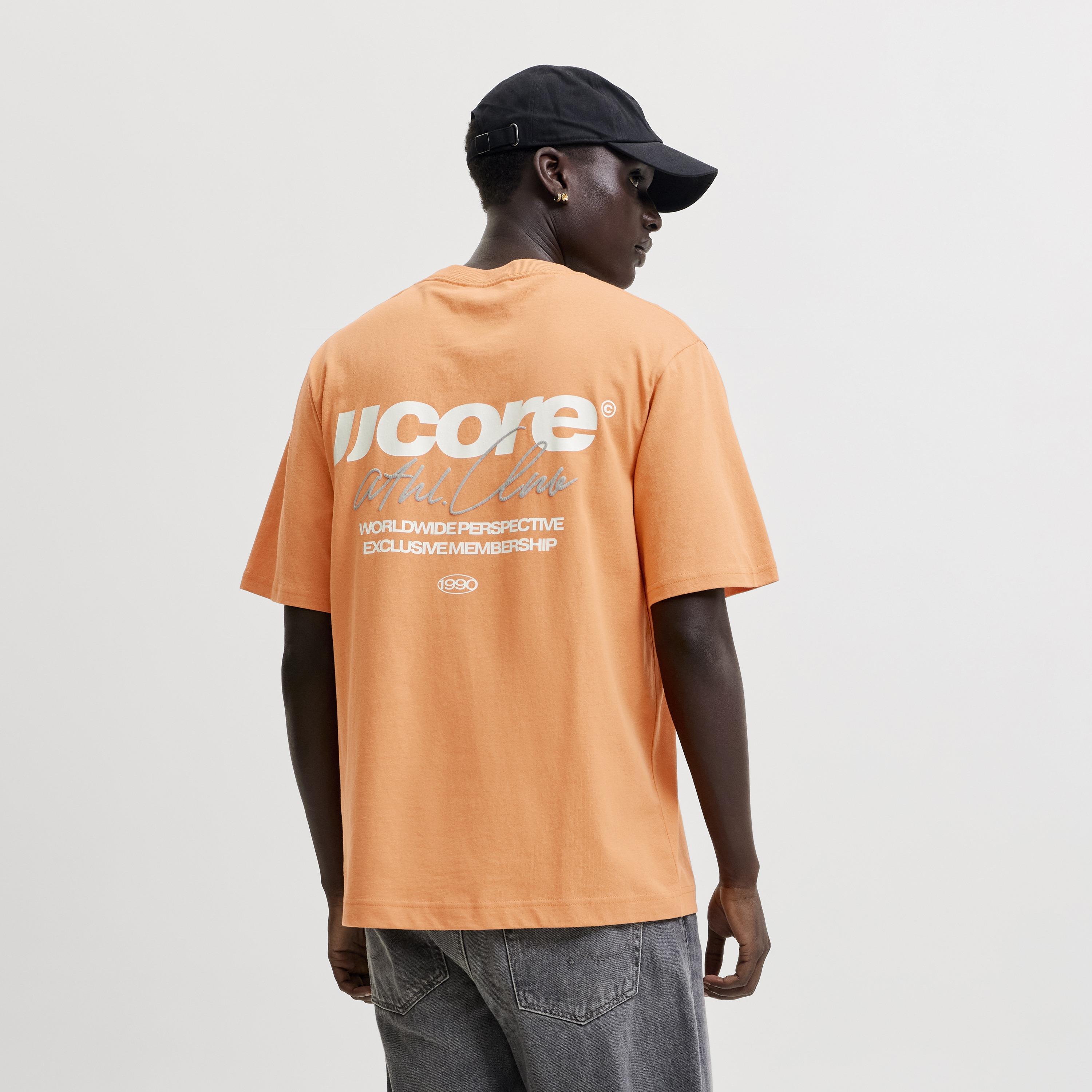 تيشيرت رجالي برقبة مستديرة وأكمام قصيرة وطبعة خلفية من جاك آند جونز-men-clothing-tshirtsandpolos-tshirts-image-3