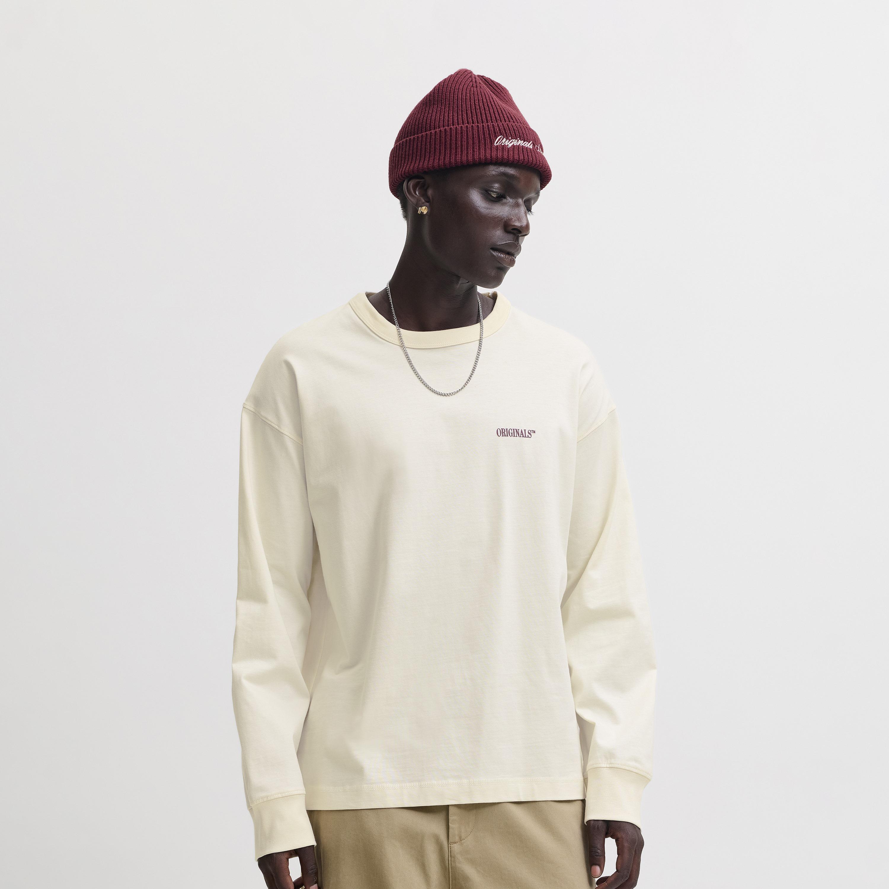 تيشيرت رجالي بأكمام طويلة ورقبة مستديرة وطبعة خلفية من جاك آند جونز-men-clothing-tshirtsandpolos-tshirts-image-1