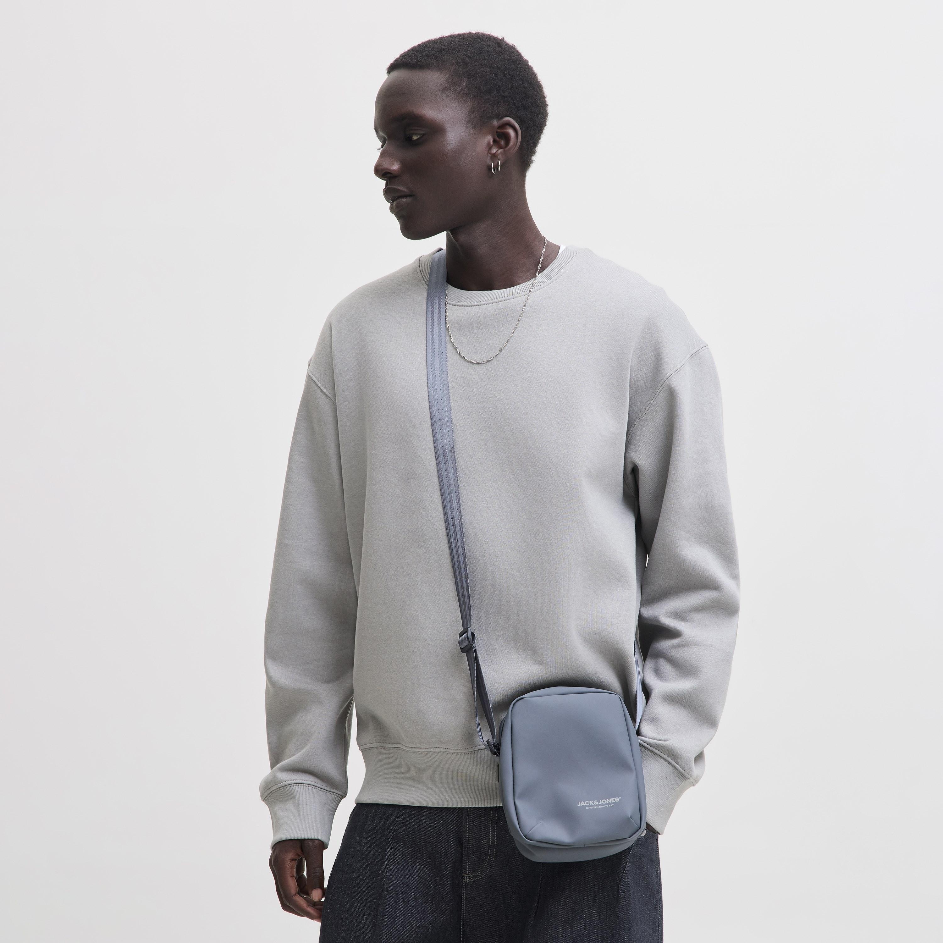 Jack & Jones Plain Crew Neck Long Sleeves Men's Sweatshirt-men-winterwear-hoodiesandsweatshirts-image-1