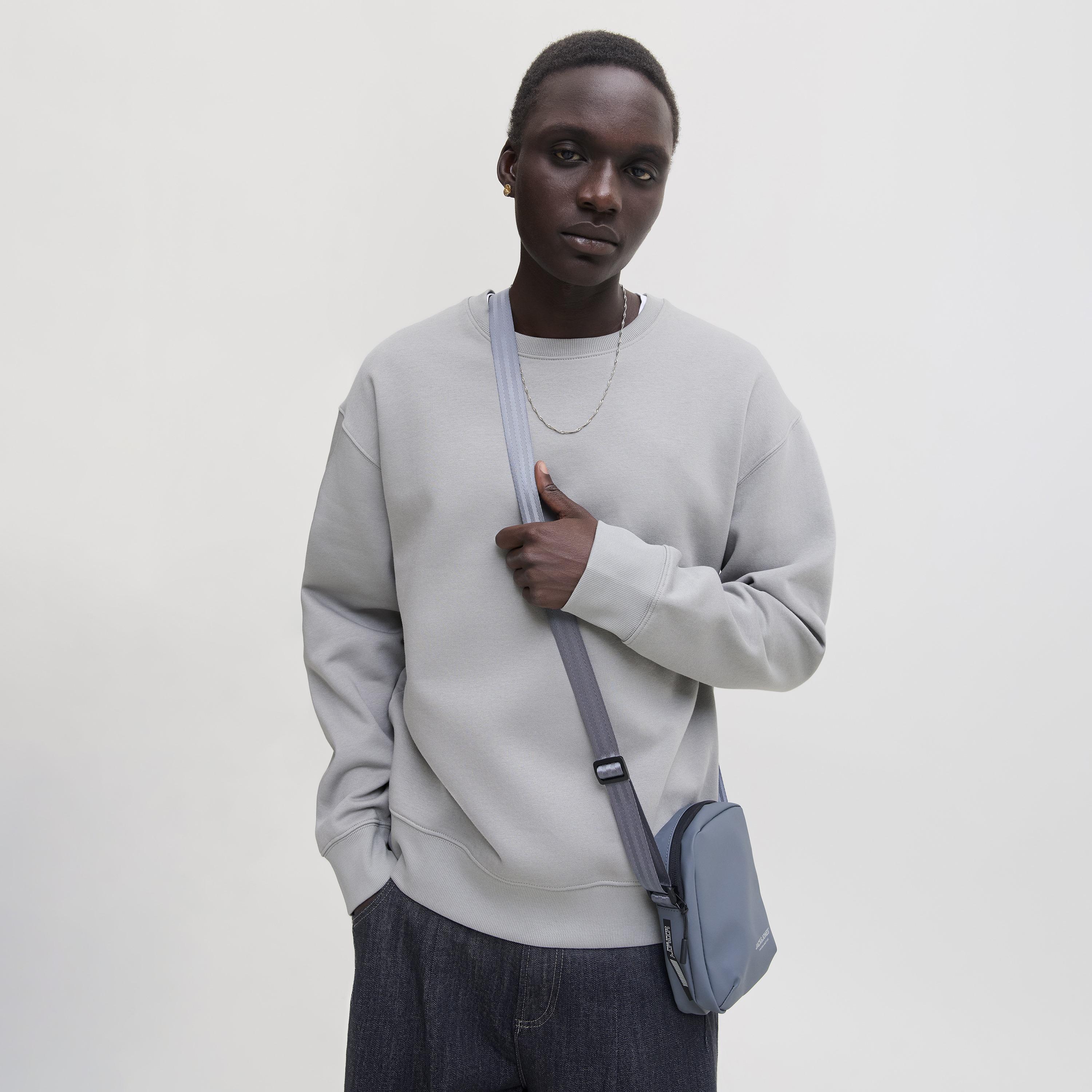 Jack & Jones Plain Crew Neck Long Sleeves Men's Sweatshirt-men-winterwear-hoodiesandsweatshirts-image-5