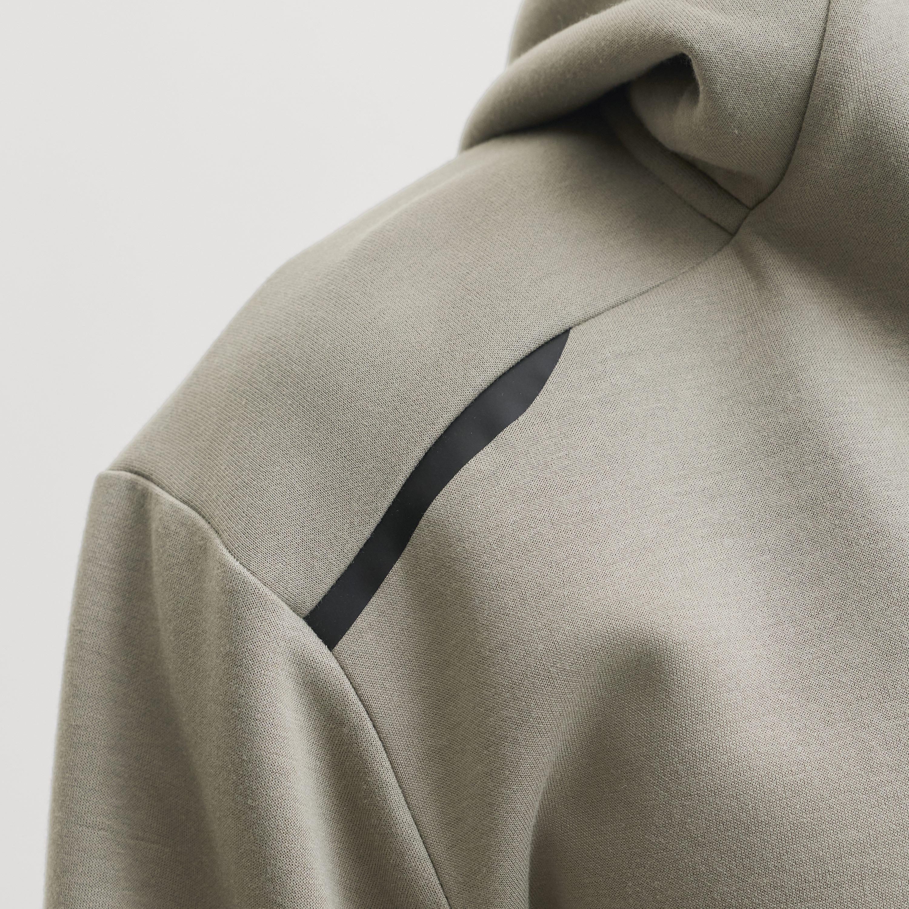 هودي رجالي سادة بأكمام طويلة وسحاب كامل من جاك آند جونز-men-winterwear-hoodiesandsweatshirts-image-6