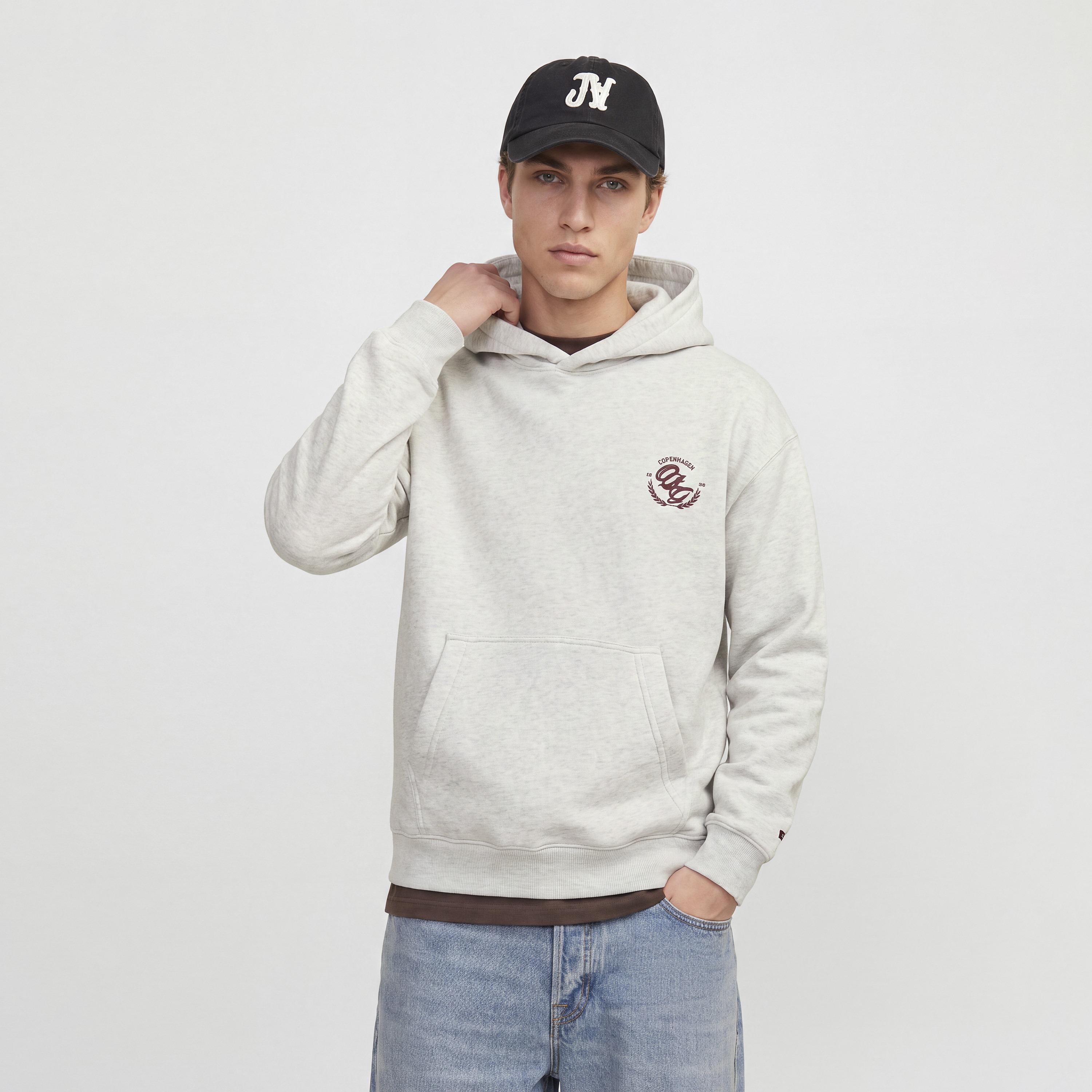 هودي رجالي بطبعة خلفية وأكمام طويلة من جاك آند جونز-men-winterwear-hoodiesandsweatshirts-image-9