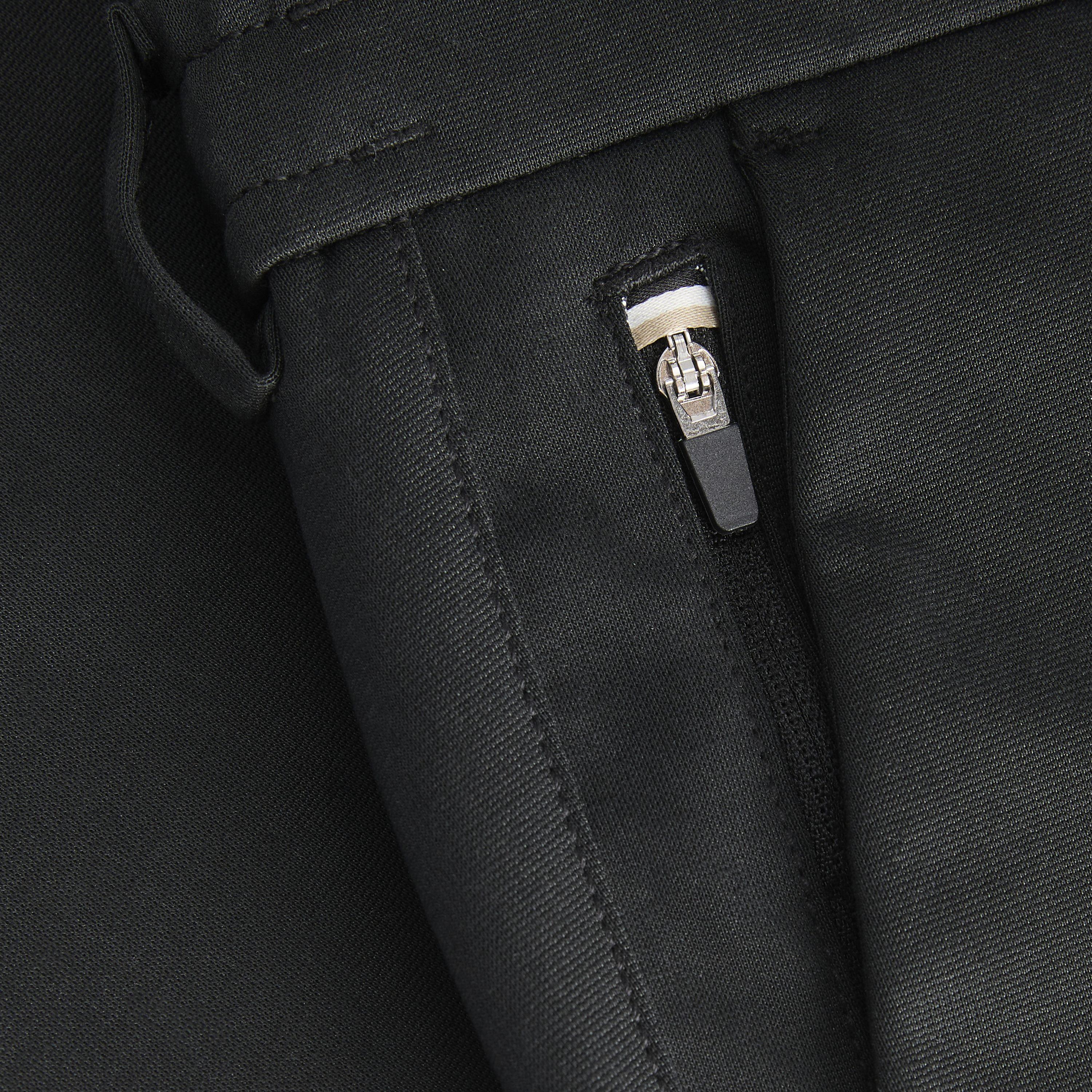 Jack & Jones Plain Mid Rise Drawstring and Button Closure Men's Joggers-men-clothing-joggers-image-4