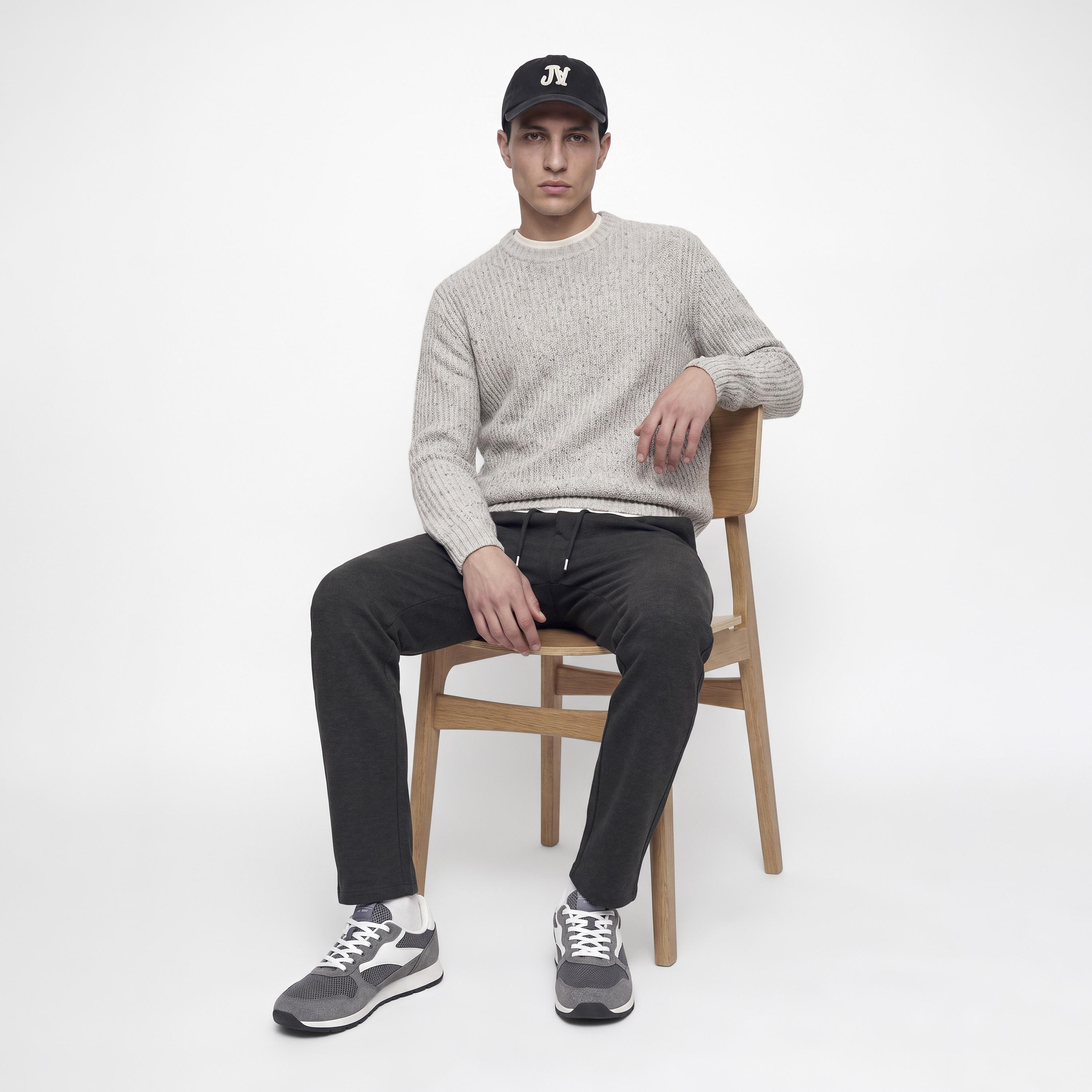 Jack & Jones Plain Mid Rise Drawstring and Button Closure Men's Joggers-men-clothing-joggers-image-19