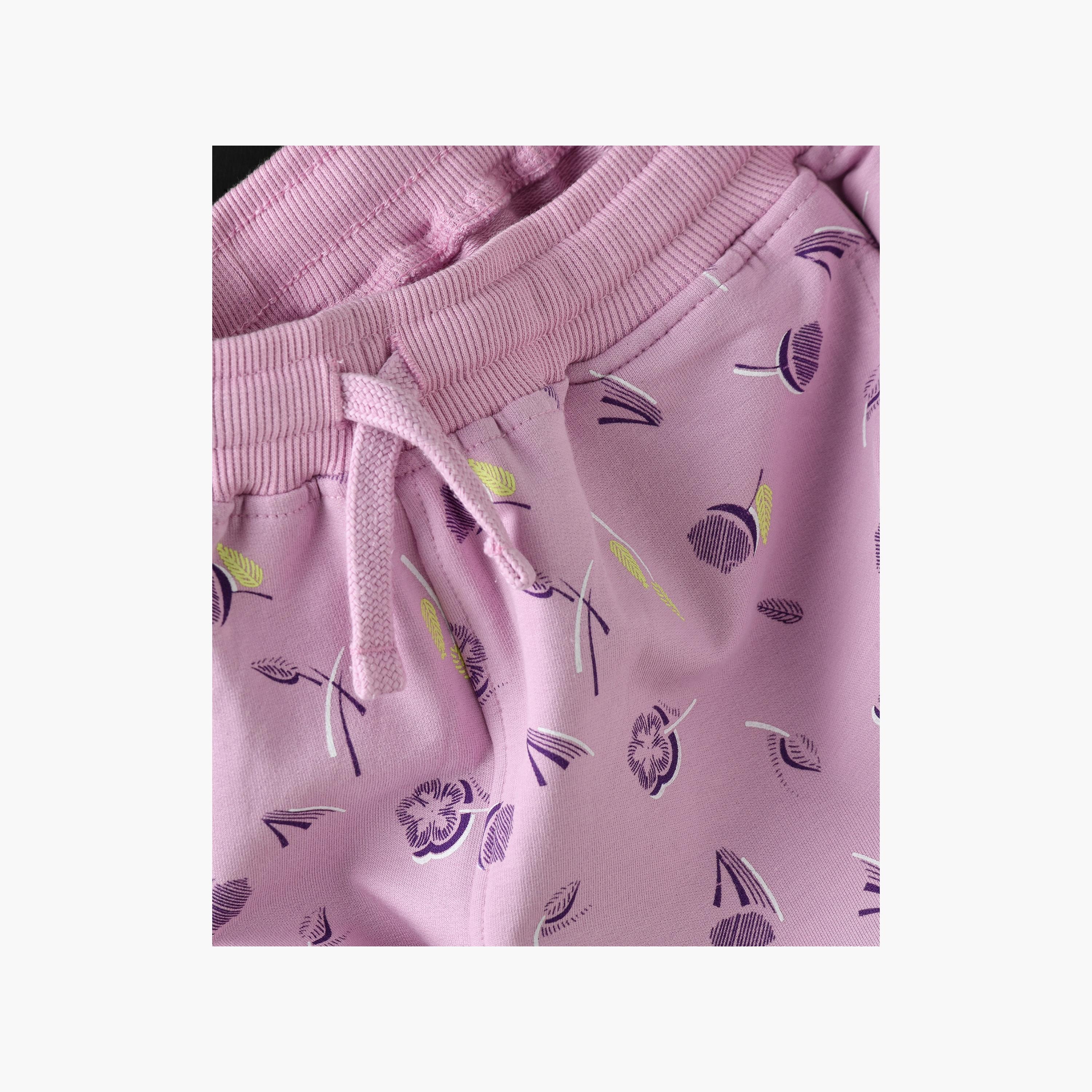 شورت مطاطي مطبوع عليه زهور أرجوانية من بيبيكلو-baby-girls-clothing-bottoms-shorts-image-4