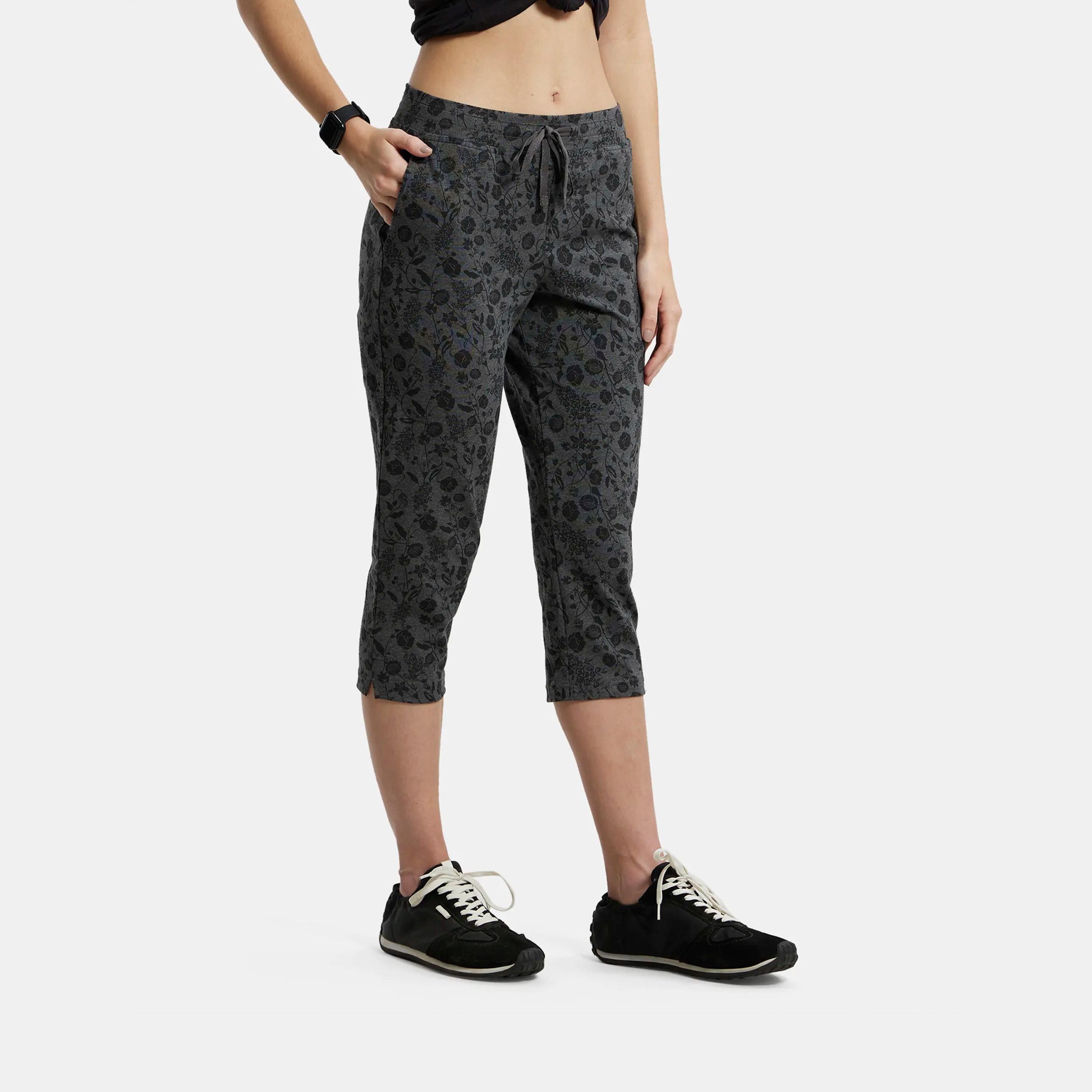 بنطال 24x7 قصير حريمي من جوكى-women-clothing-sportswearandactivewear-bottoms-image-2