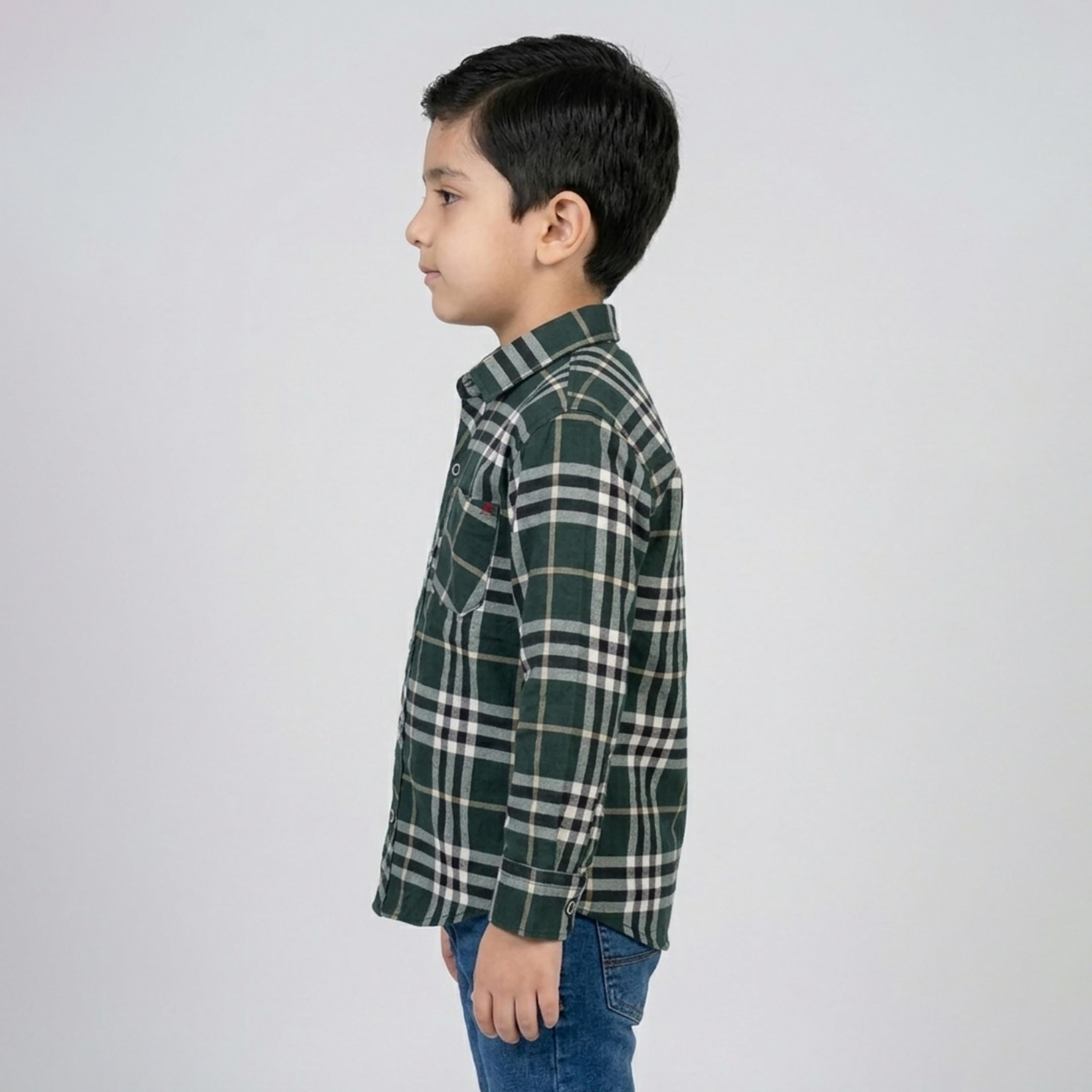 قميص كاجوال بأكمام طويلة وتصميم كاروهات من بيبيكلو-boys-clothing-shirts-image-2