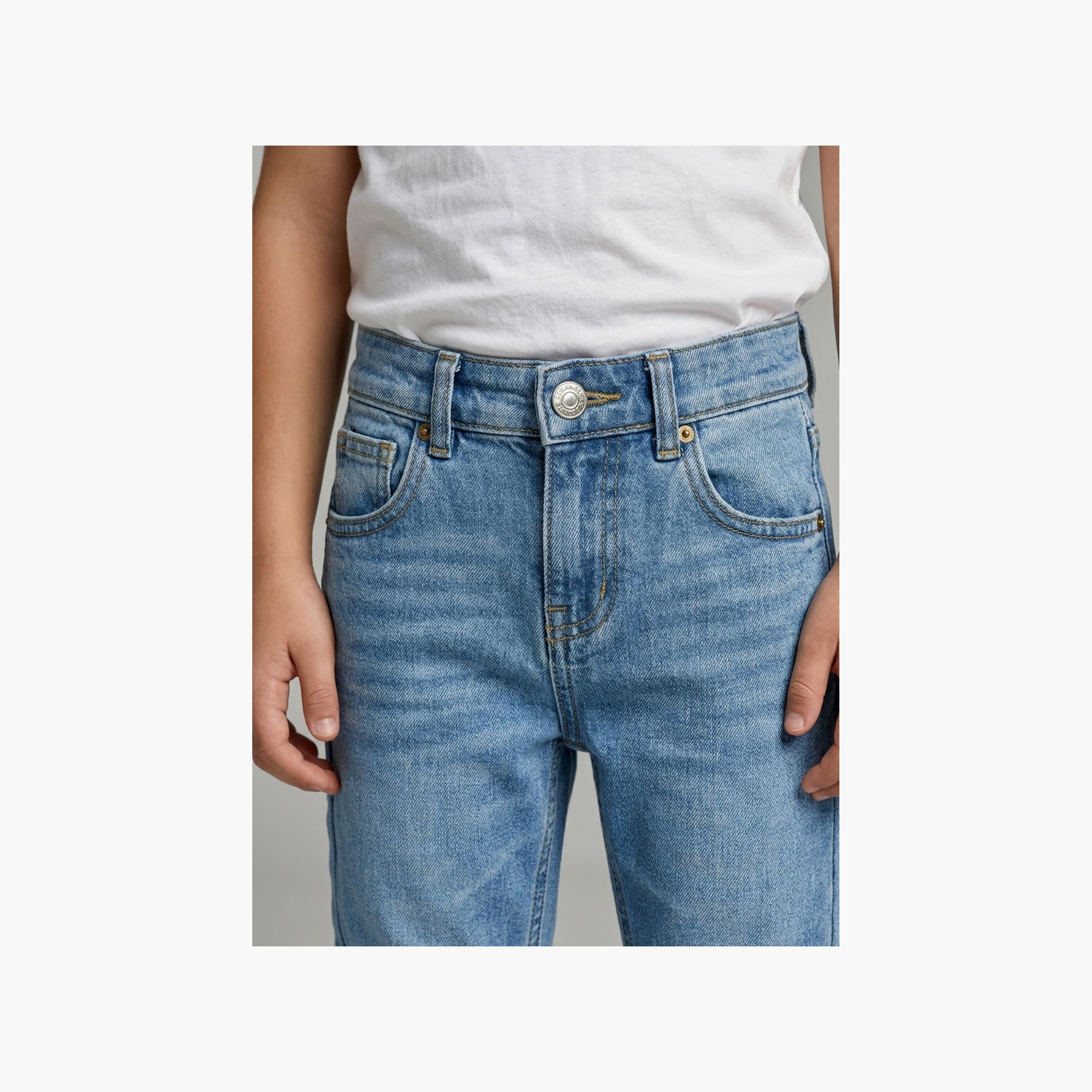 بنطلون جينز سادة بقصة مستقيمة وخصر قابل للتعديل من بيبيكلو-boys-clothing-bottoms-jeans-image-2
