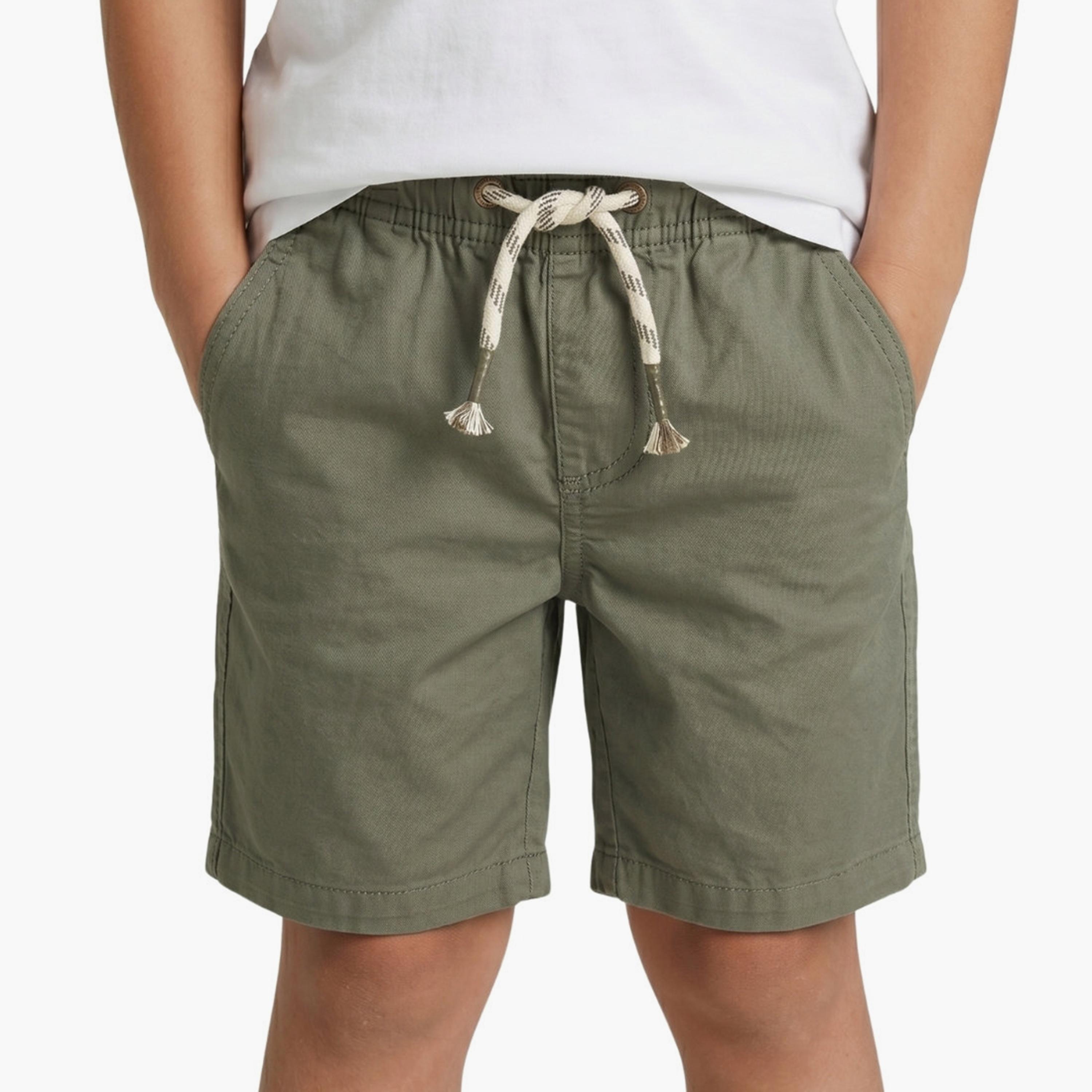 شورت كارغو سادة بخصر مطاطي برباط من بيبيكلو-boys-clothing-bottoms-shorts-image-4