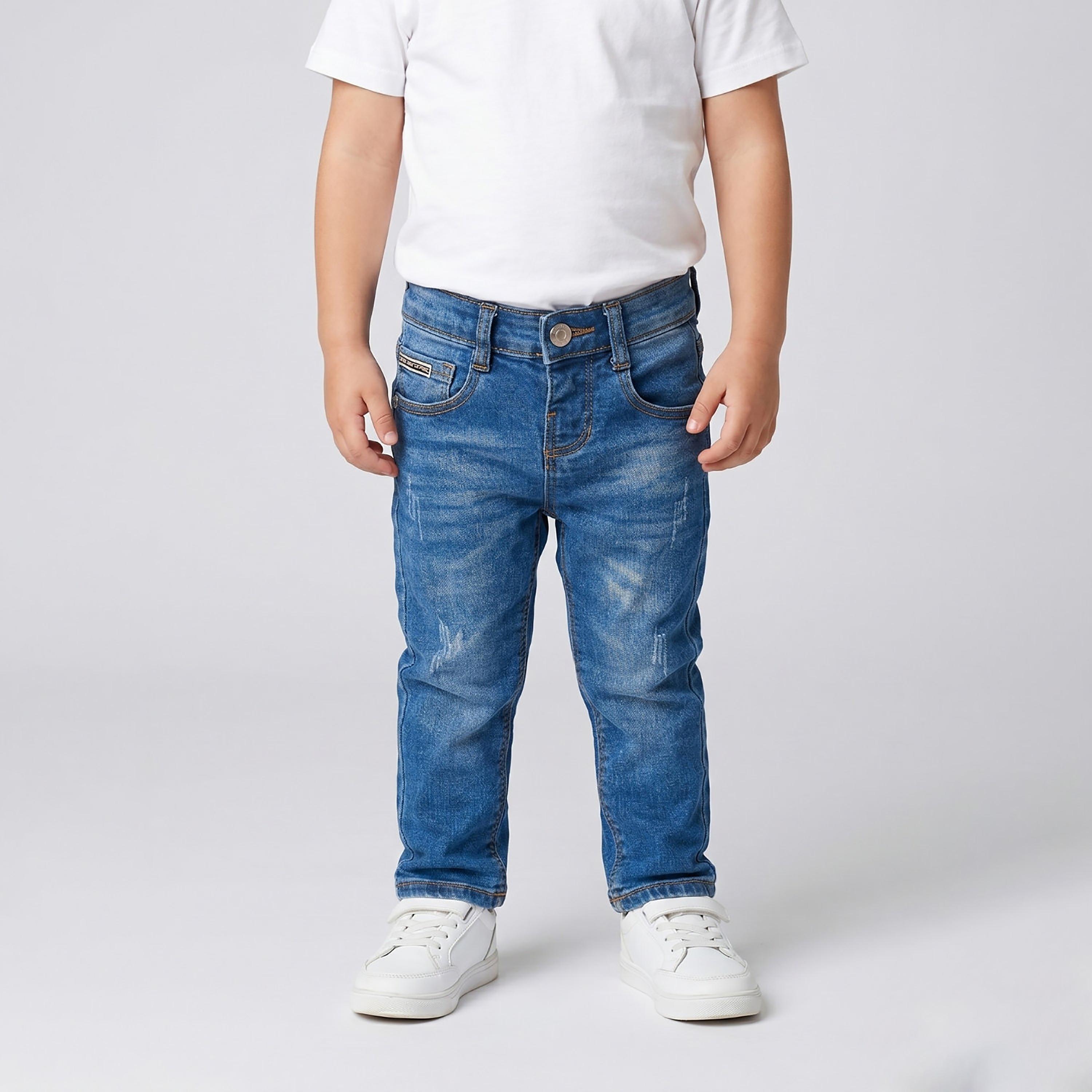 بنطال جينز سادة بقصة مريحة من بيبيكلو-boys-clothing-bottoms-joggersandtrackpants-image-1