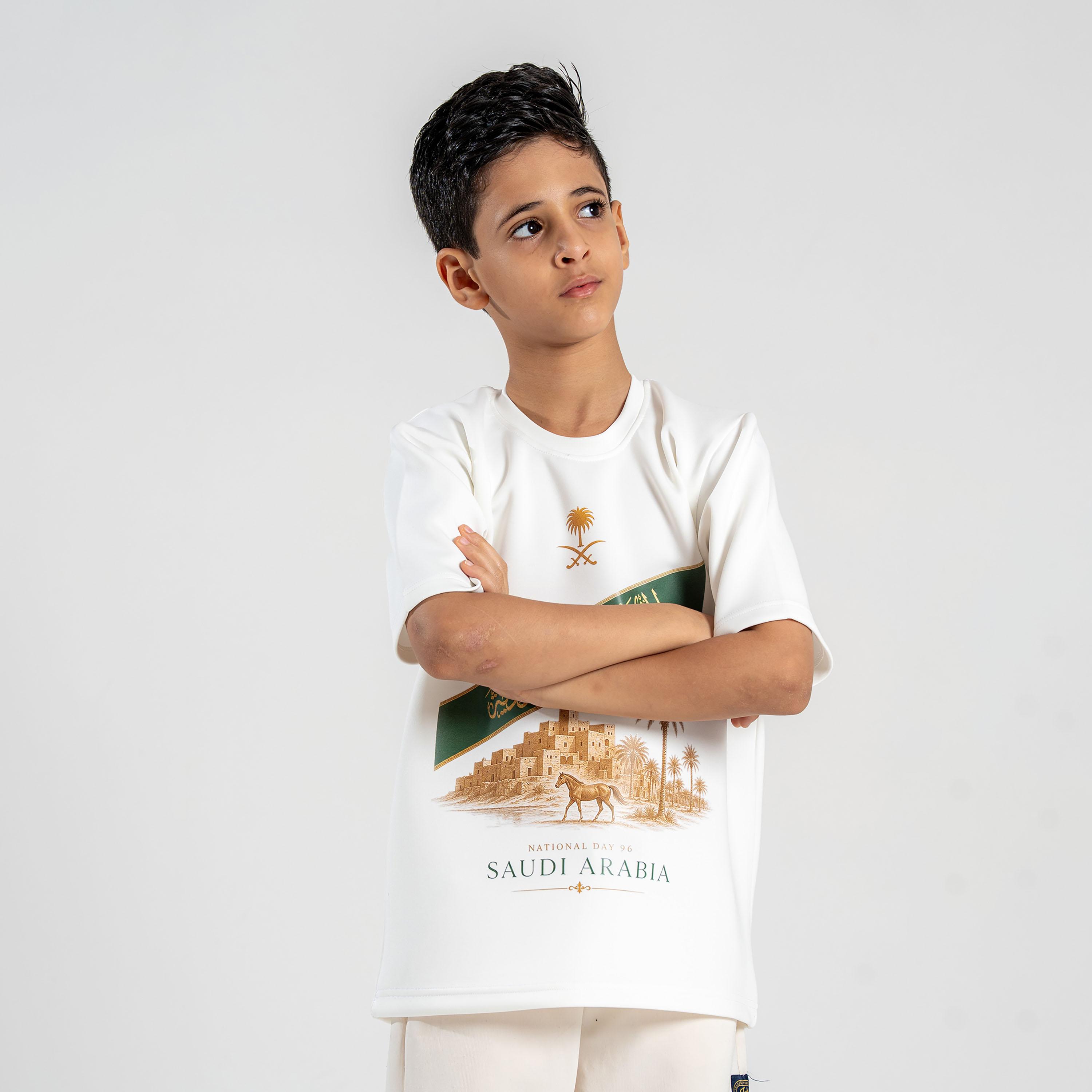 تيشيرت جرافيك اليوم الوطني بأكمام قصيرة ورقبة مستديرة من سانفن-boys-clothing-tshirtsandpolos-image-3