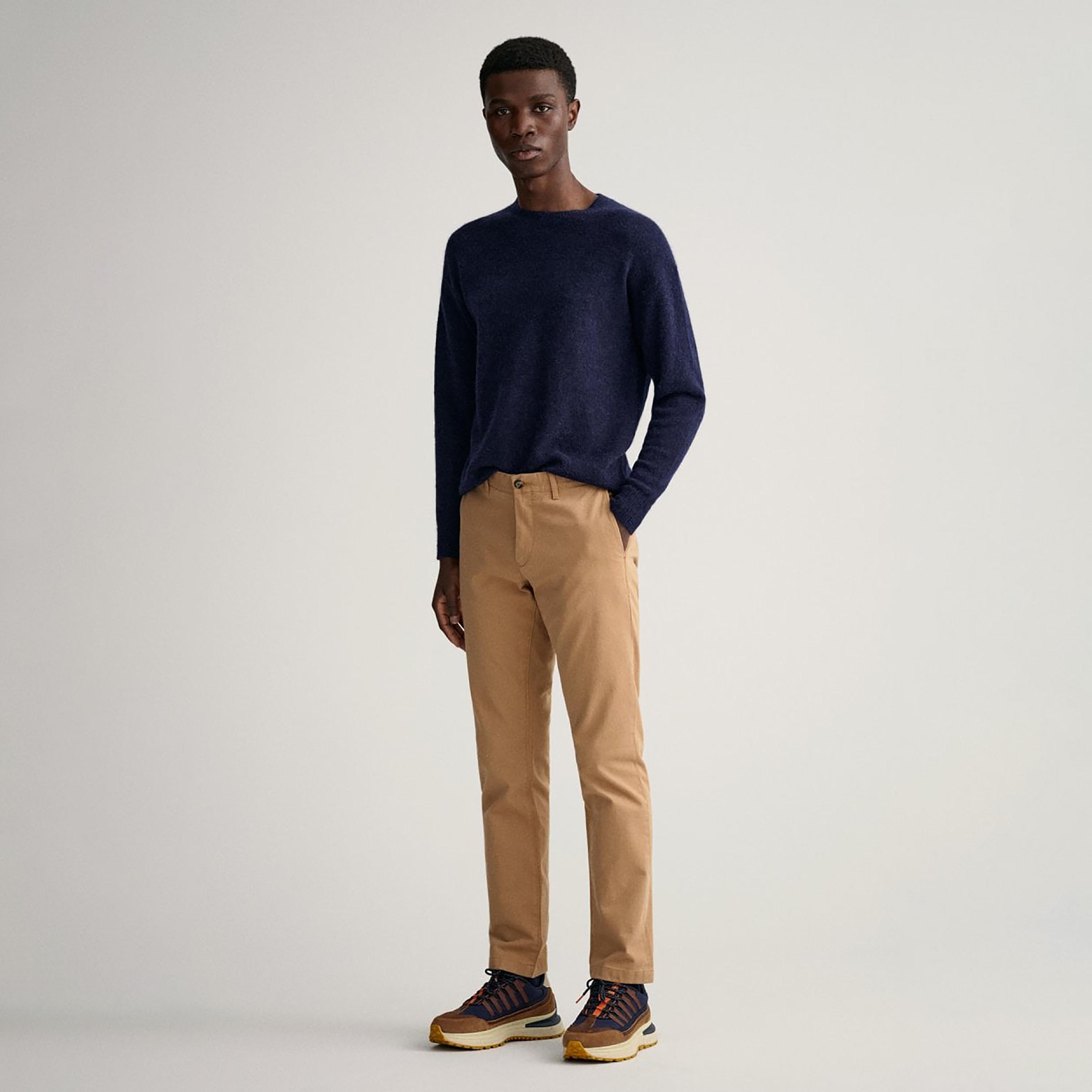 Gant Plain Mid-Rise Buttoned Chinos-men-clothing-bottoms-trousersandchinos-chinos-image-2