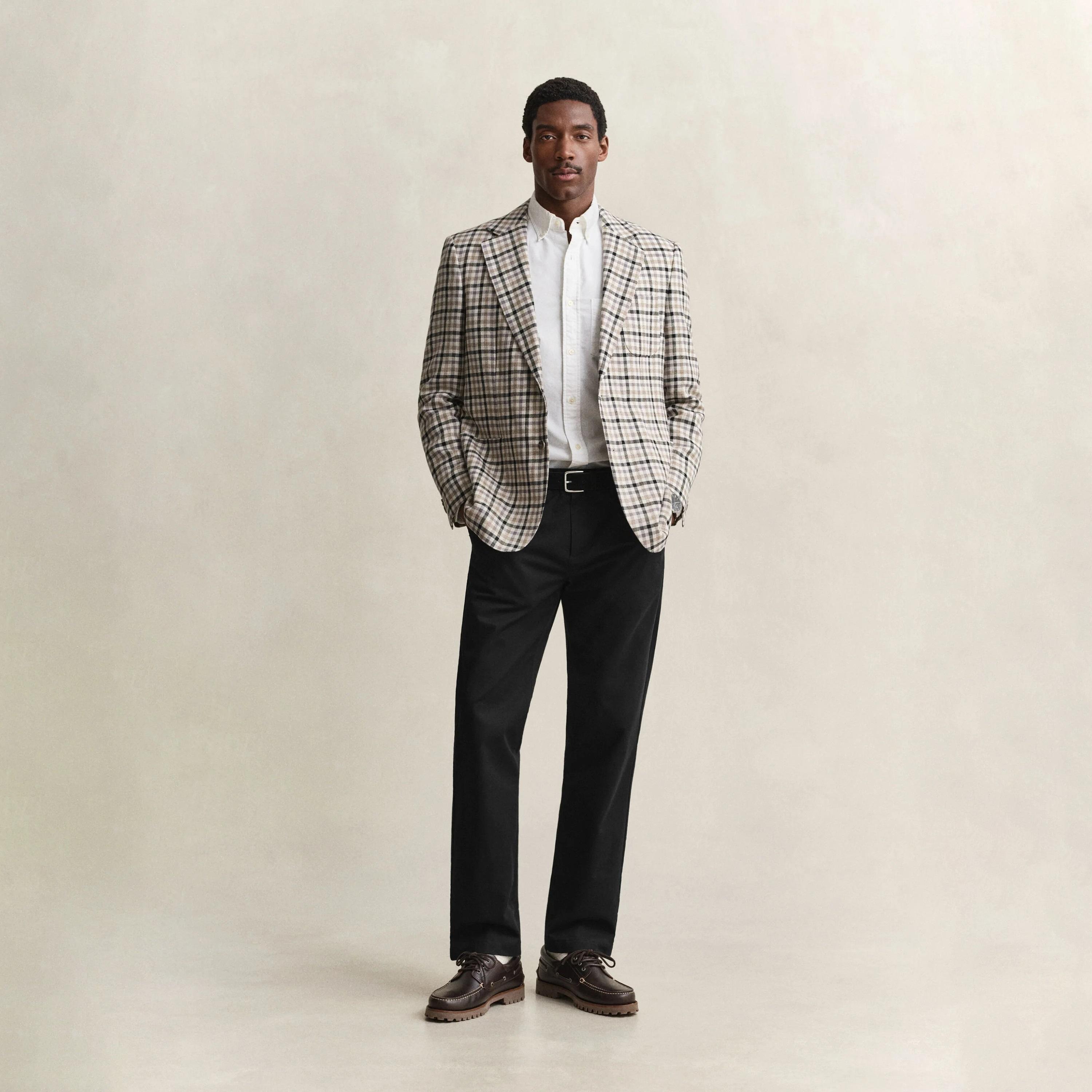 Gant Regular Fit Plain Mid-Rise Men's Chinos-men-clothing-trousersandchinos-chinos-image-14