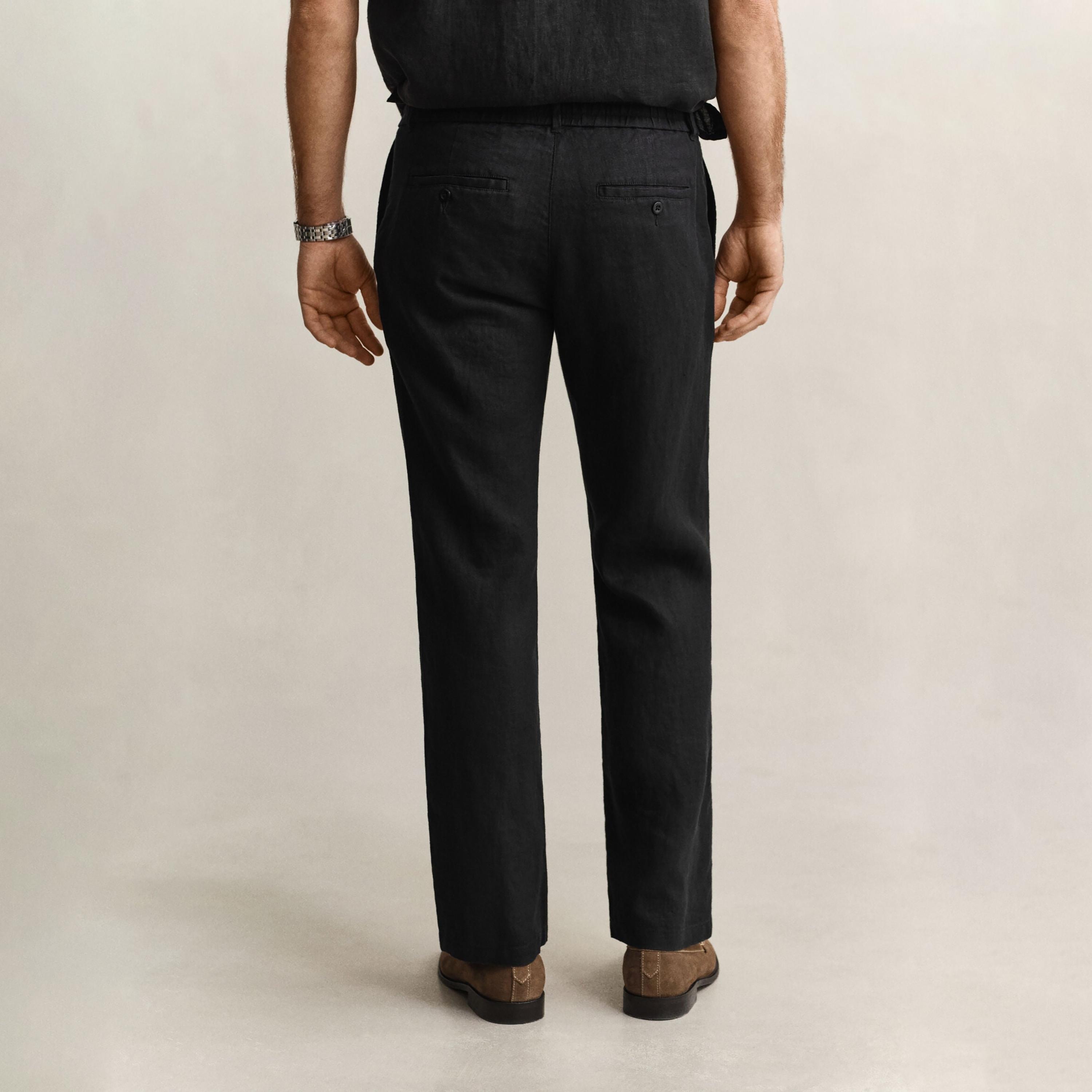 بنطال كتان رجالي سادة بخصر متوسط الارتفاع وإغلاق برباط وزر من غانت-men-clothing-bottoms-trousersandchinos-trousers-image-4