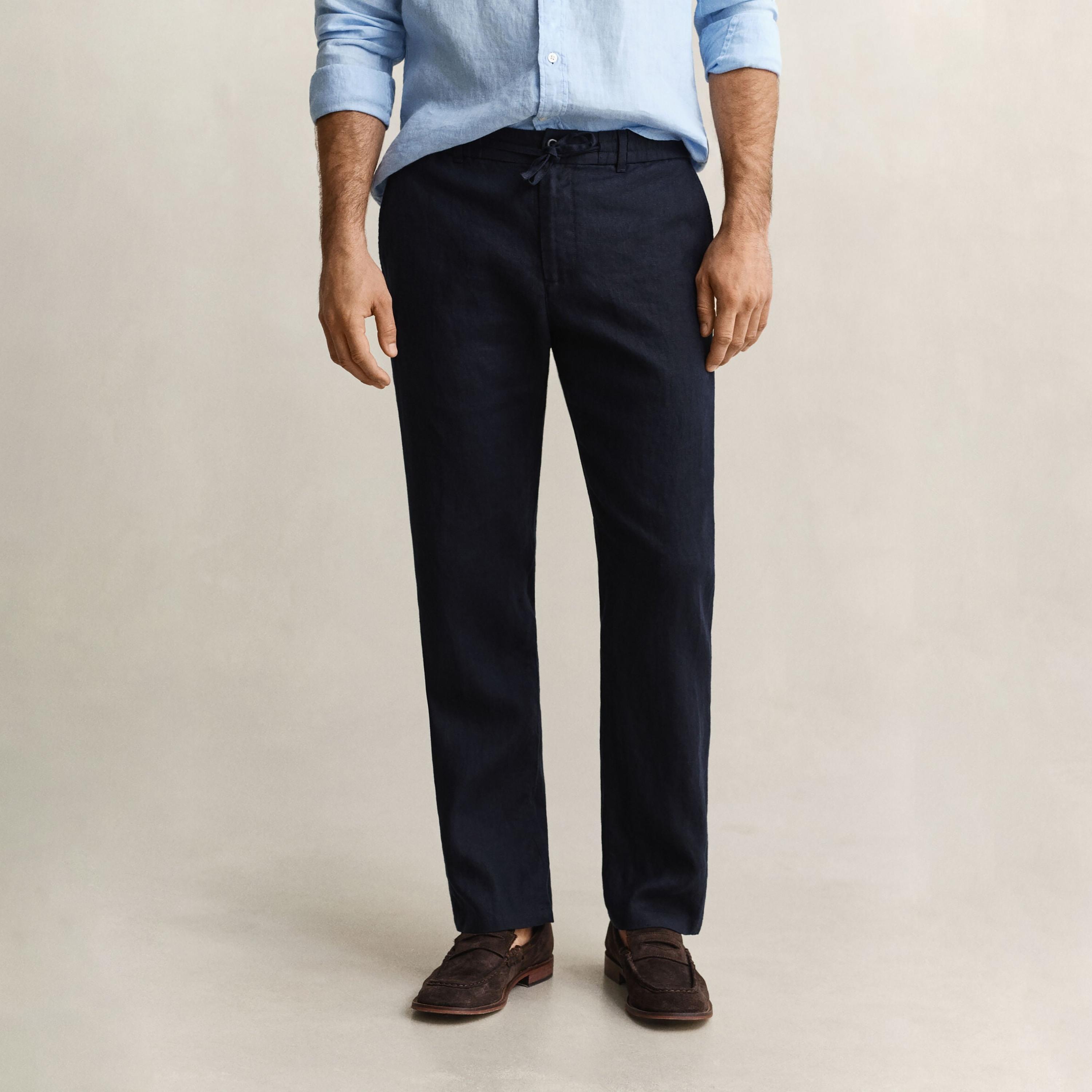 بنطال كتان رجالي سادة بخصر متوسط الارتفاع وإغلاق برباط وزر من غانت-men-clothing-bottoms-trousersandchinos-trousers-image-1