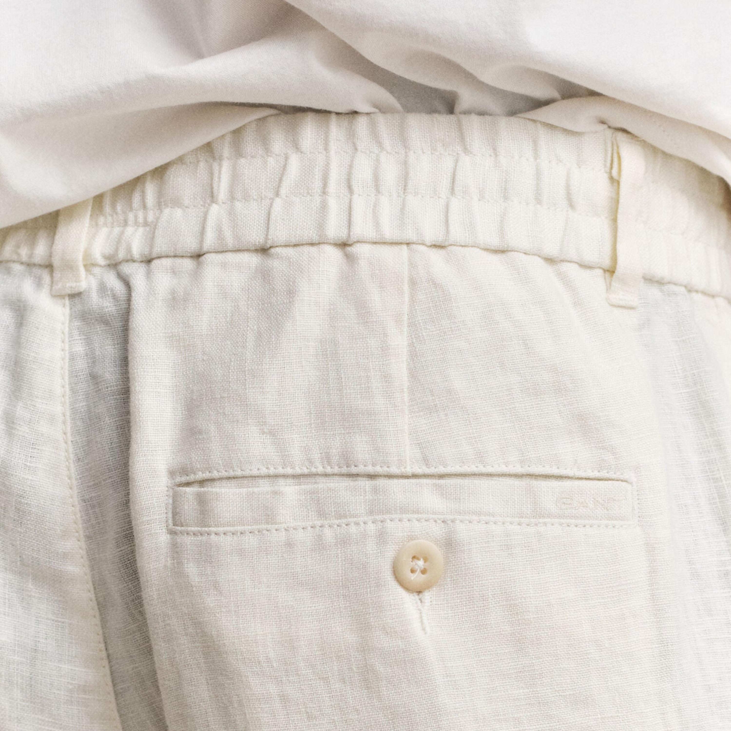 بنطال كتان رجالي سادة بخصر متوسط الارتفاع وإغلاق برباط وزر من غانت-men-clothing-bottoms-trousersandchinos-trousers-image-5