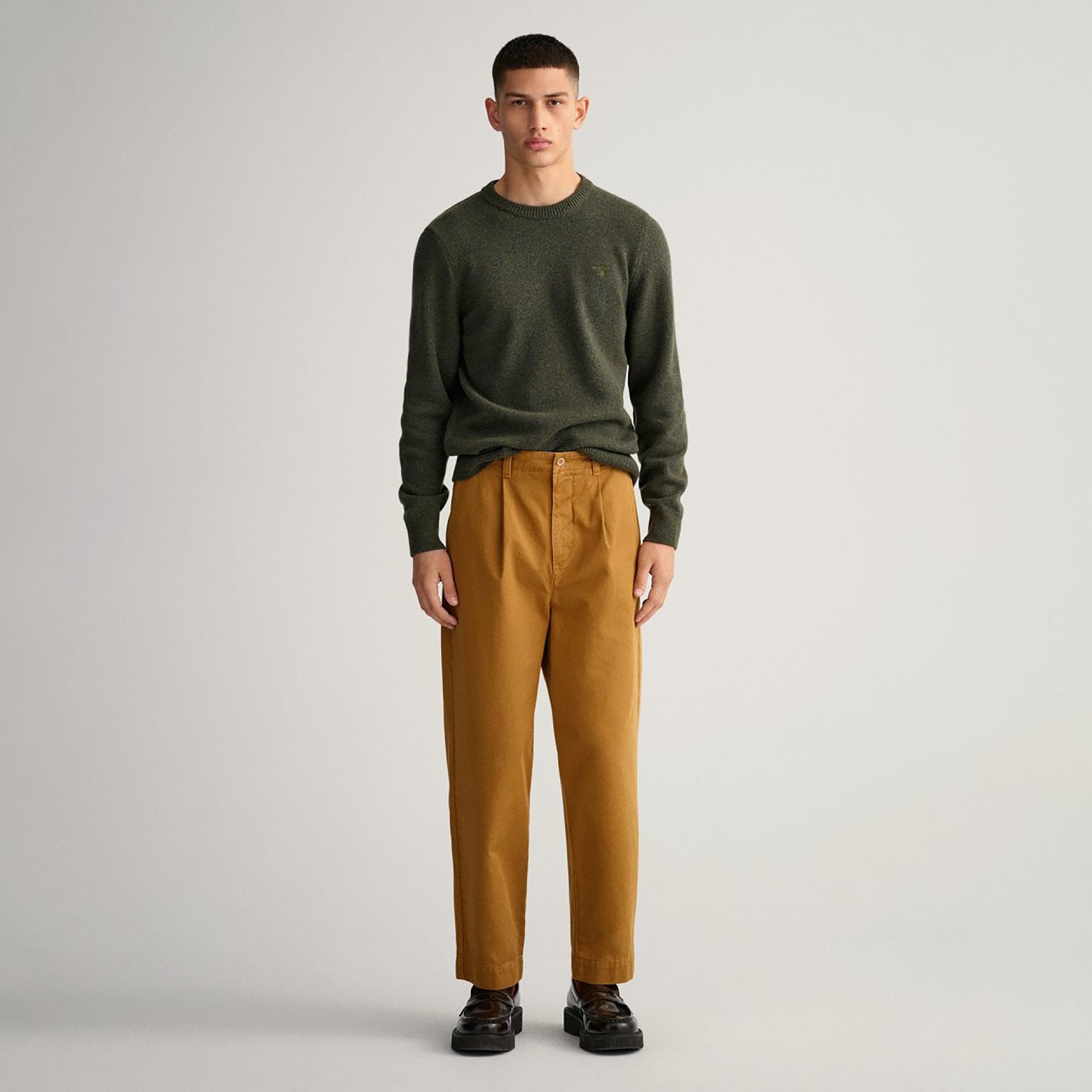تشينو جانت سادة متوسطة الارتفاع بطيات أمامية-men-clothing-bottoms-trousersandchinos-chinos-image-3