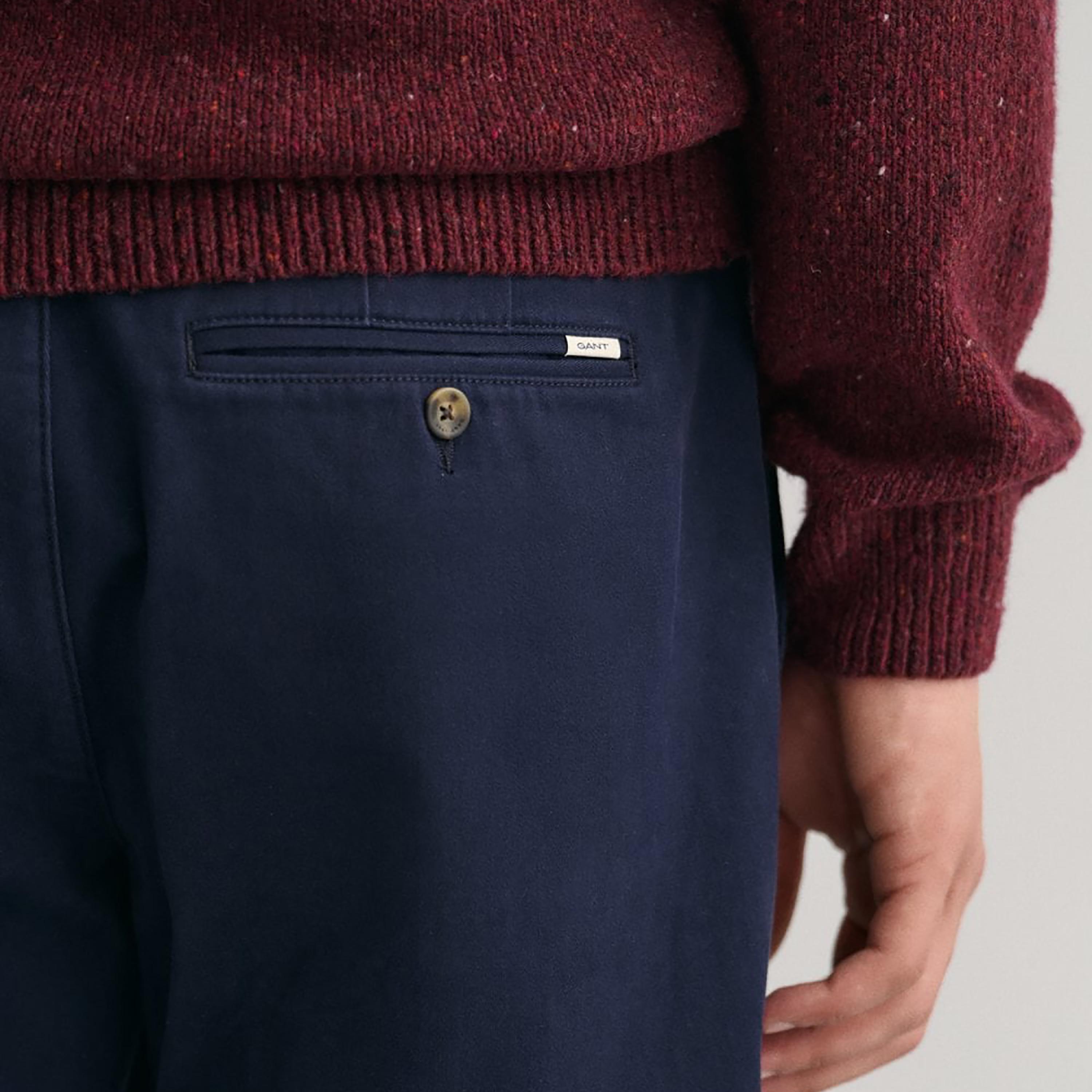 Gant Plain Mid-Rise Buttoned Chinos-men-clothing-bottoms-trousersandchinos-chinos-image-3