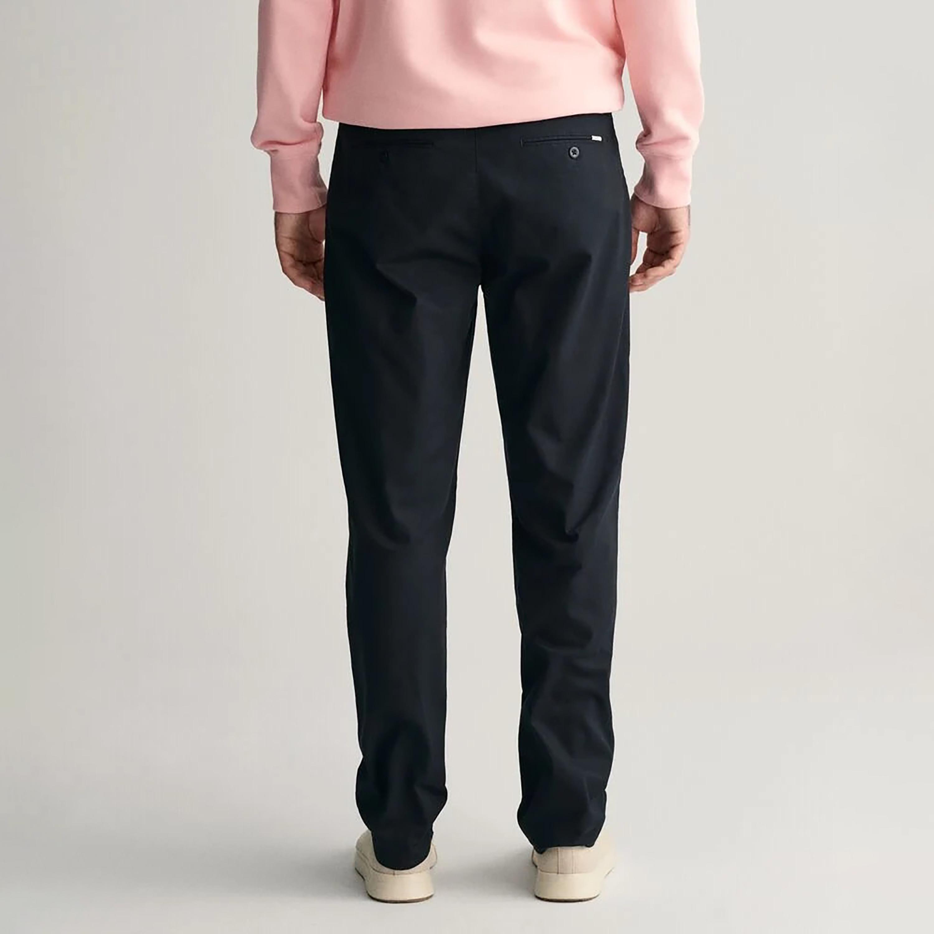 بنطال شينو رجالي سادة بخصر متوسط وقصة منتظمة (ريجولار فيت) بطول داخلي 32 من غانت-men-clothing-trousersandchinos-chinos-image-4