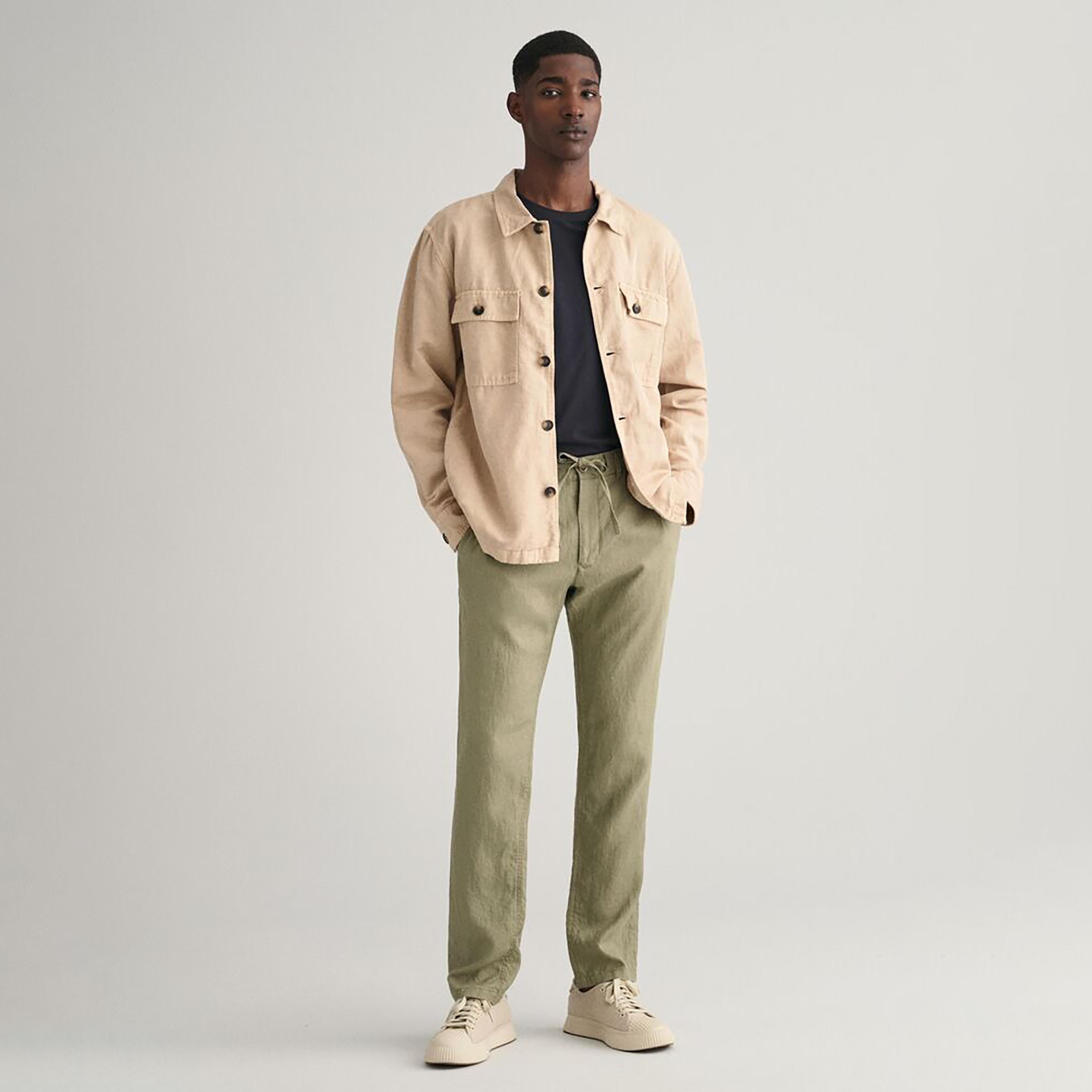 بنطلون برباط وجيب مائل متوسط ​​الارتفاع من غانت-men-clothing-bottoms-joggers-image-2