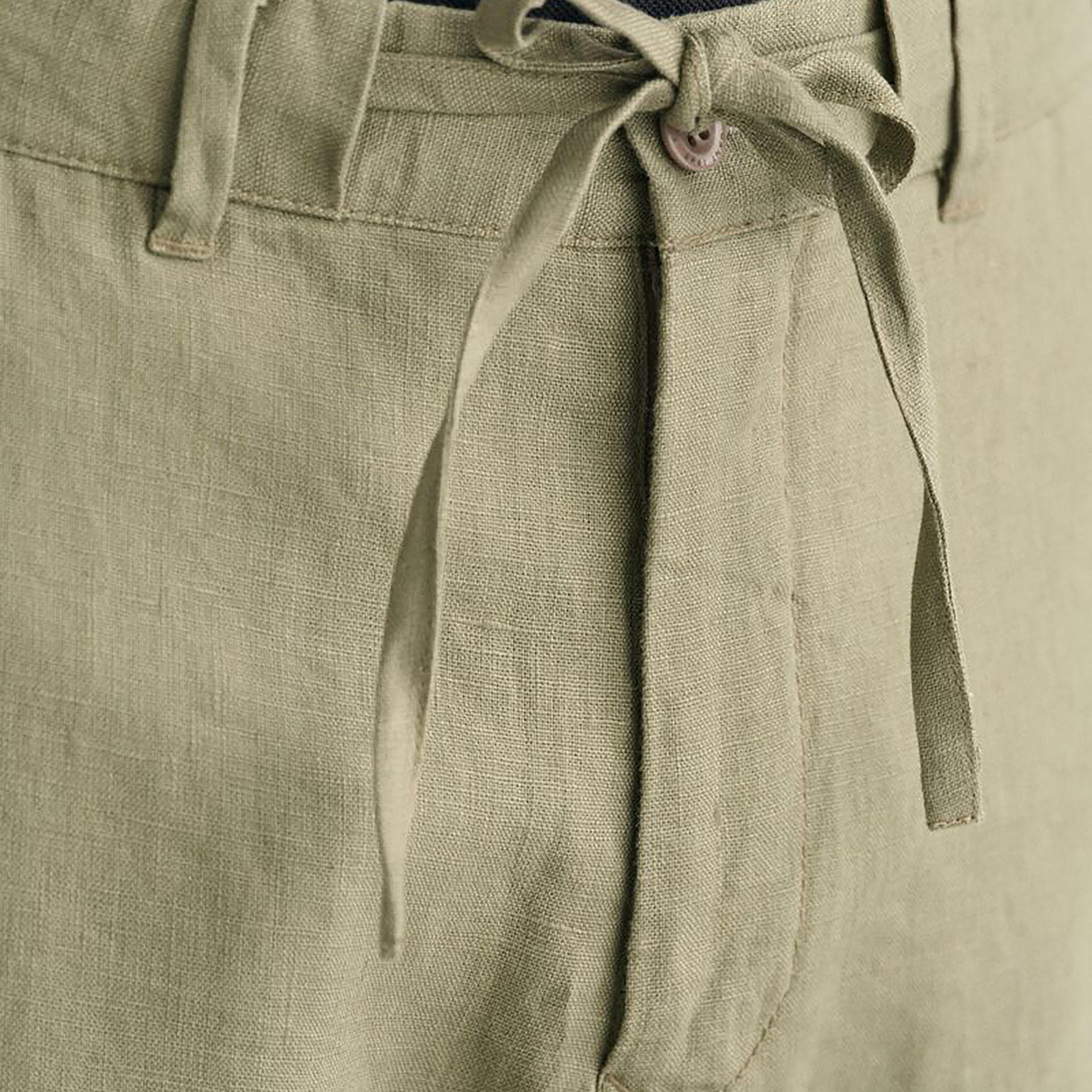 بنطلون برباط وجيب مائل متوسط ​​الارتفاع من غانت-men-clothing-bottoms-joggers-image-3