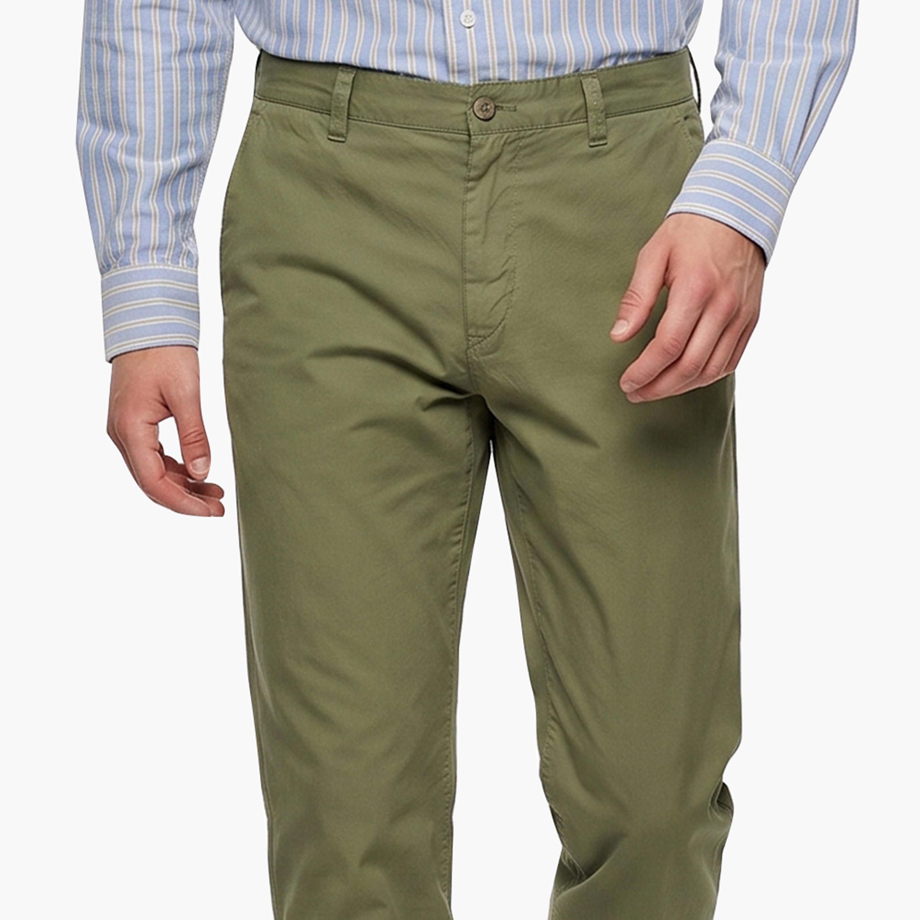 بناطيل تشينو رجالية بقصة عادية بخصر متوسط وسادة من جانت.-men-clothing-trousersandchinos-chinos-image-3