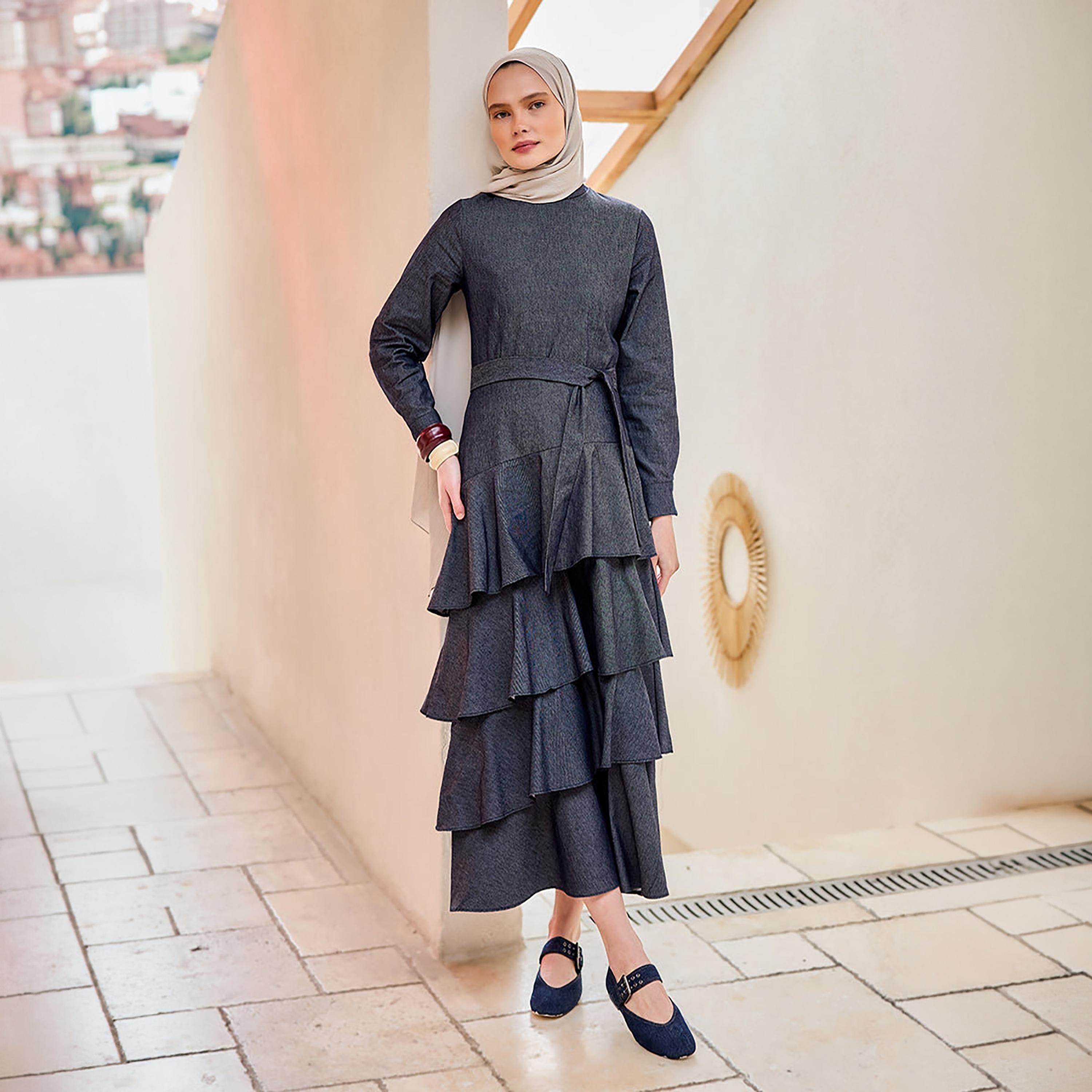 Turkish Souq Cuffed Sleeves Women's Midi Modest Dress in Poplin-women-clothing-dresses-image-4