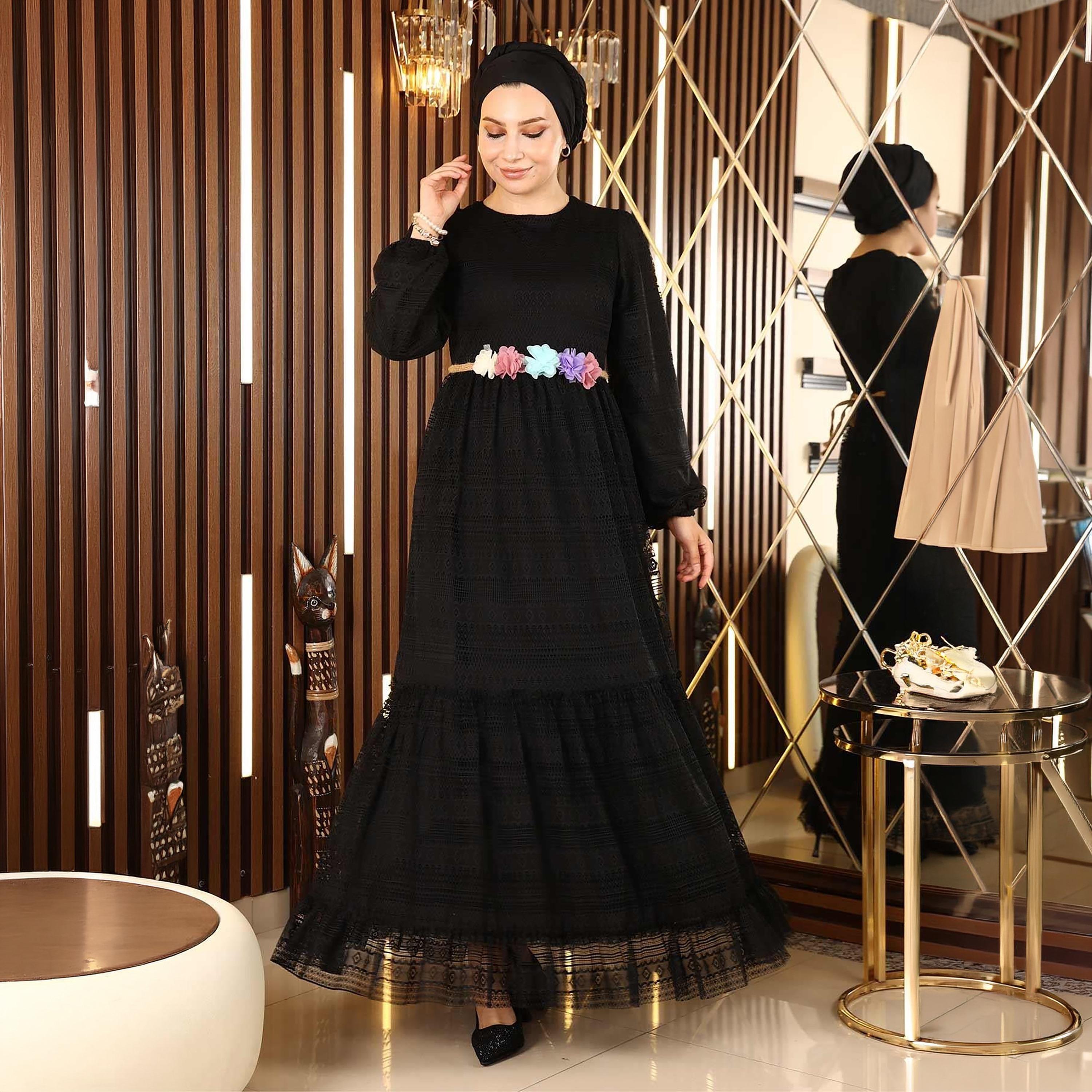 Turkish Souq Geometric Patterned Bishop Sleeves Women's Maxi Modest Dress in Lace-women-clothing-dresses-image-4