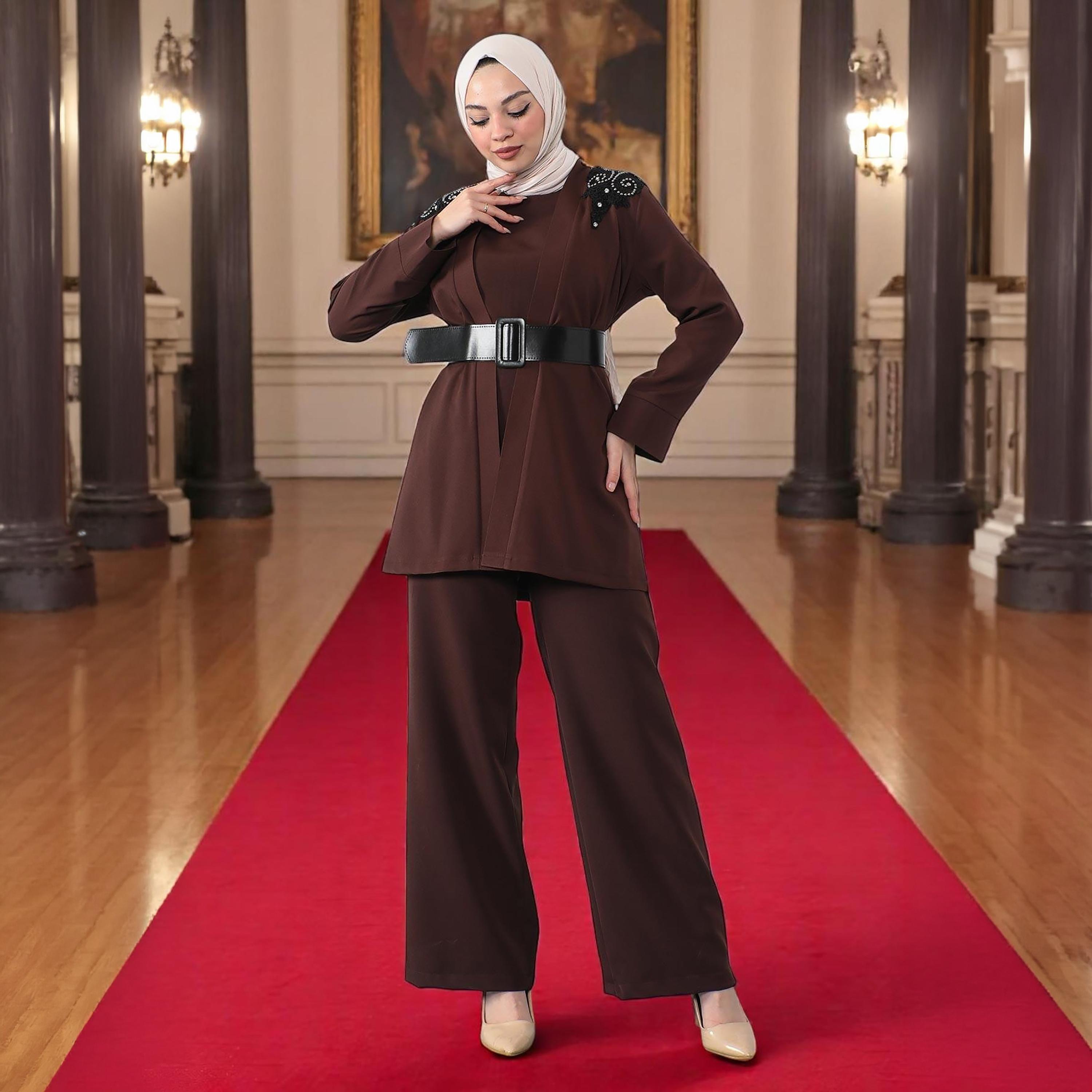 طقم نسائي من جمبسوت وجاكيت من الكريب باللون البني من توركيش سوق-women-clothing-coordsets-image-5