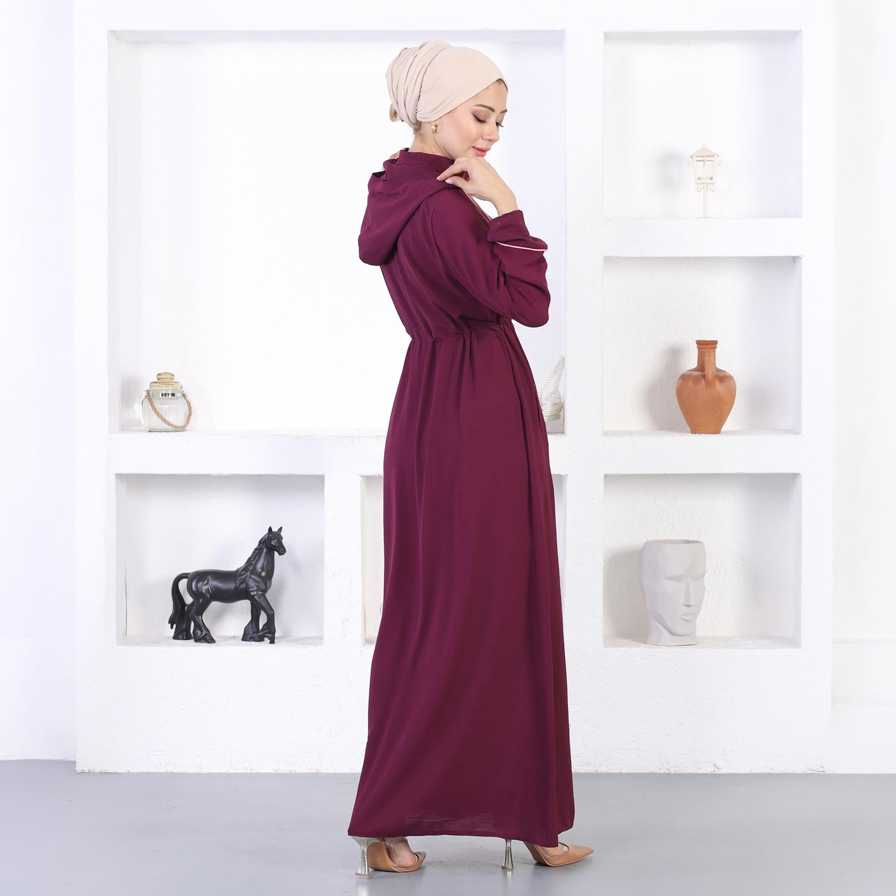 عباءة نسائية من قماش الإيروبين باللون الأرجواني من توركيش سوق-women-arabicclothing-abayas-image-3