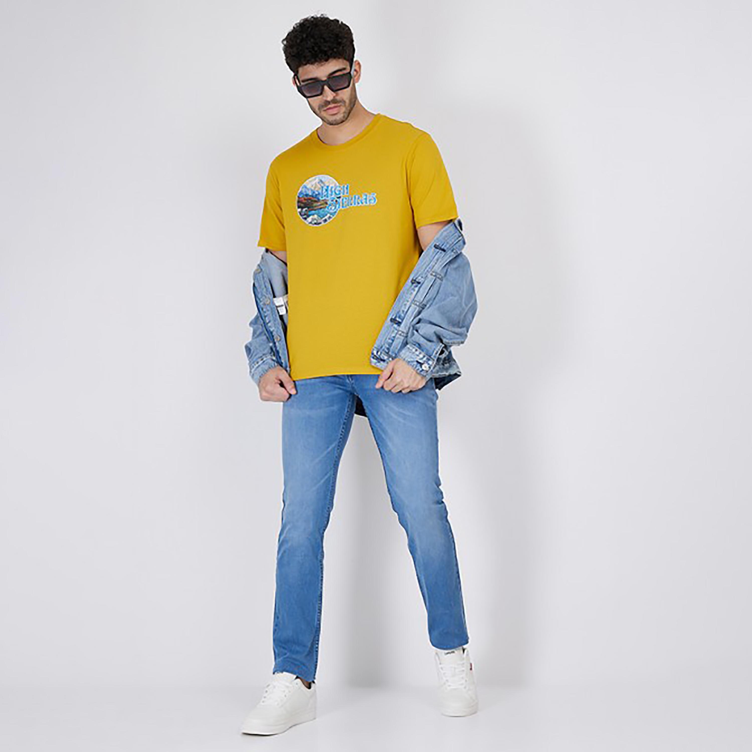 تيشيرت ليفايز بأكمام قصيرة وياقة دائرية مع جرافيك-men-clothing-tshirtsandpolos-tshirts-image-2