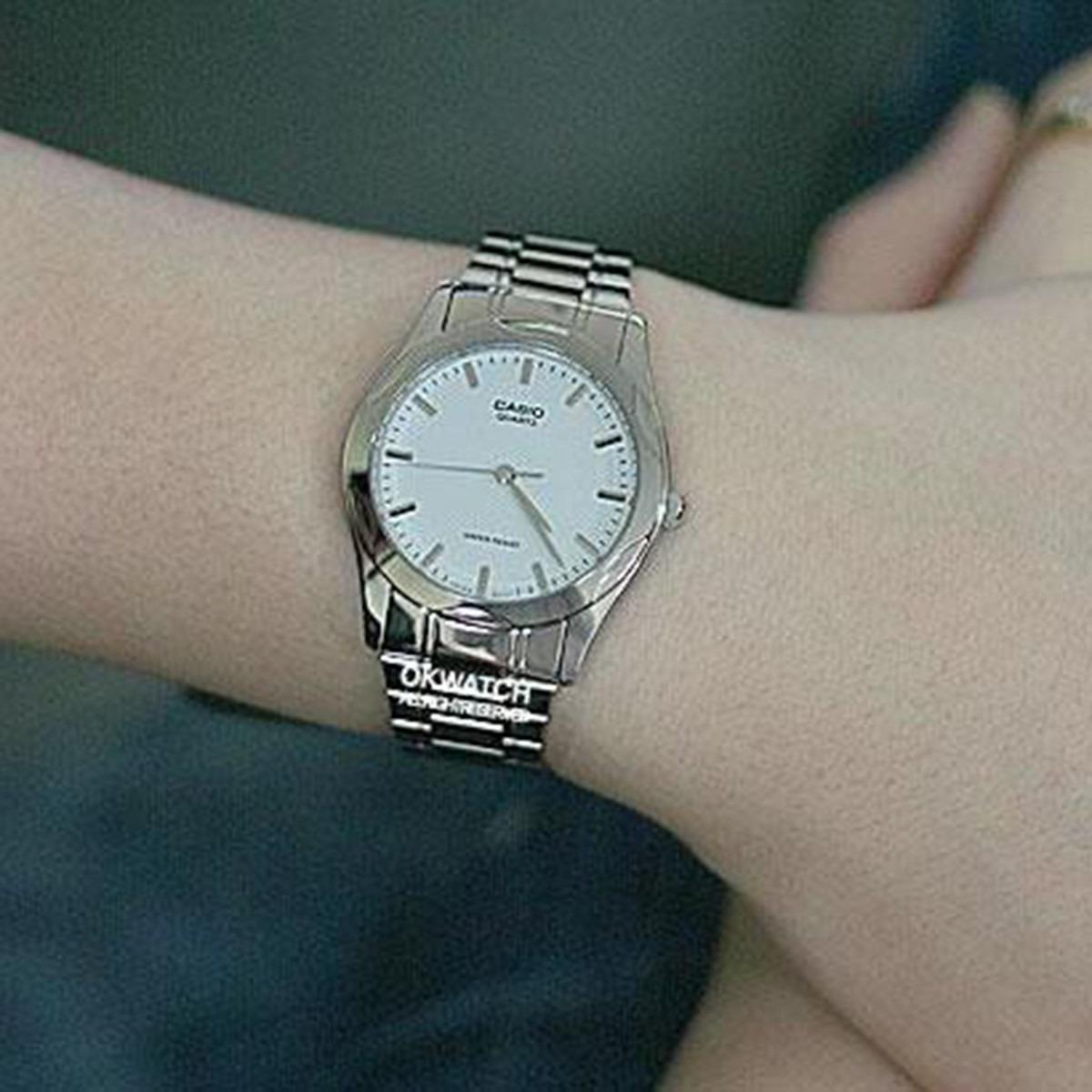 Casio Women's Silver Analog Stainless Steel Strap Watch -LTP-1275D-7ADF-women-watchesandjewellery-watches-image-2