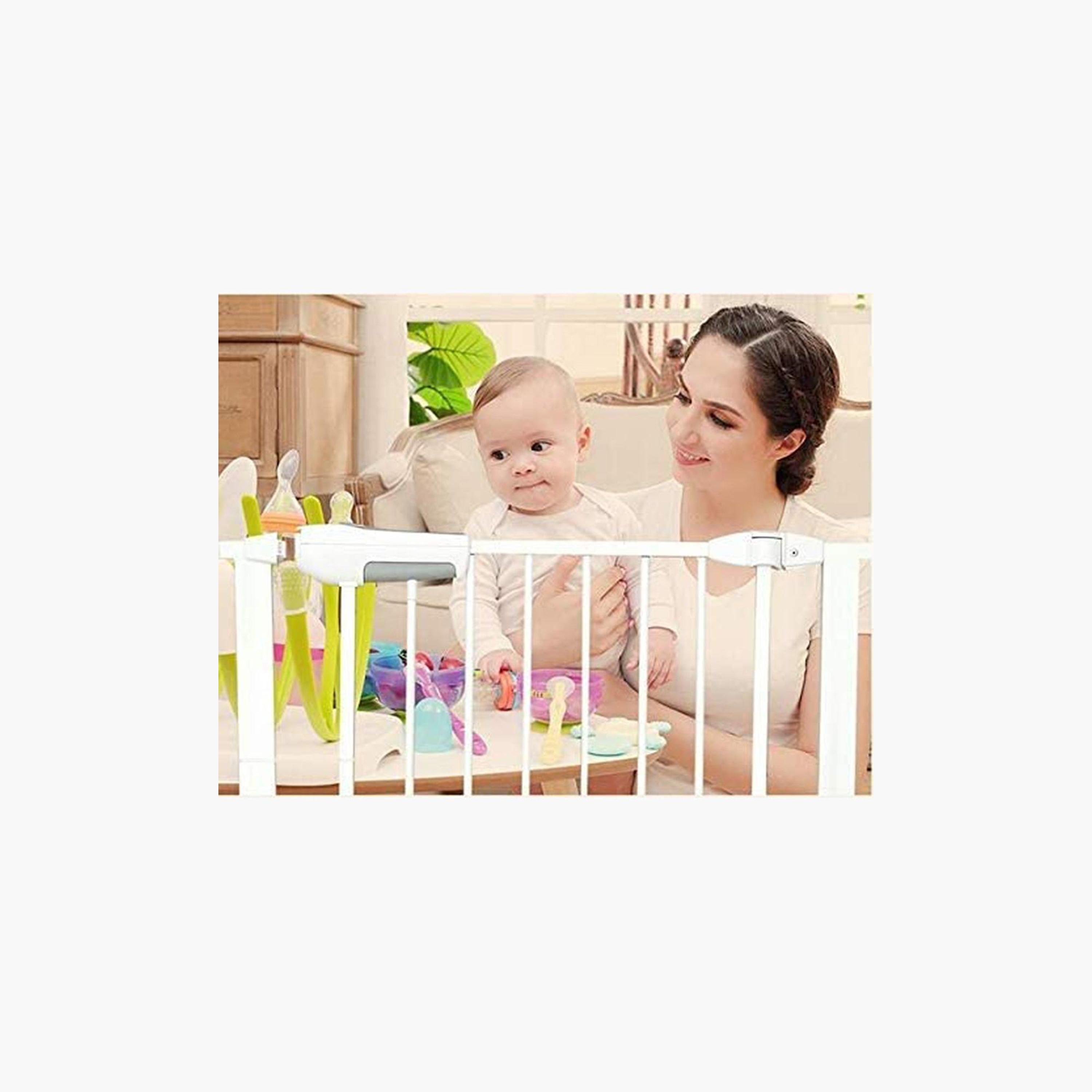 Summer Infant Slide and Lock Secure Gate-baby-healthandsafety-babyproofing-image-4