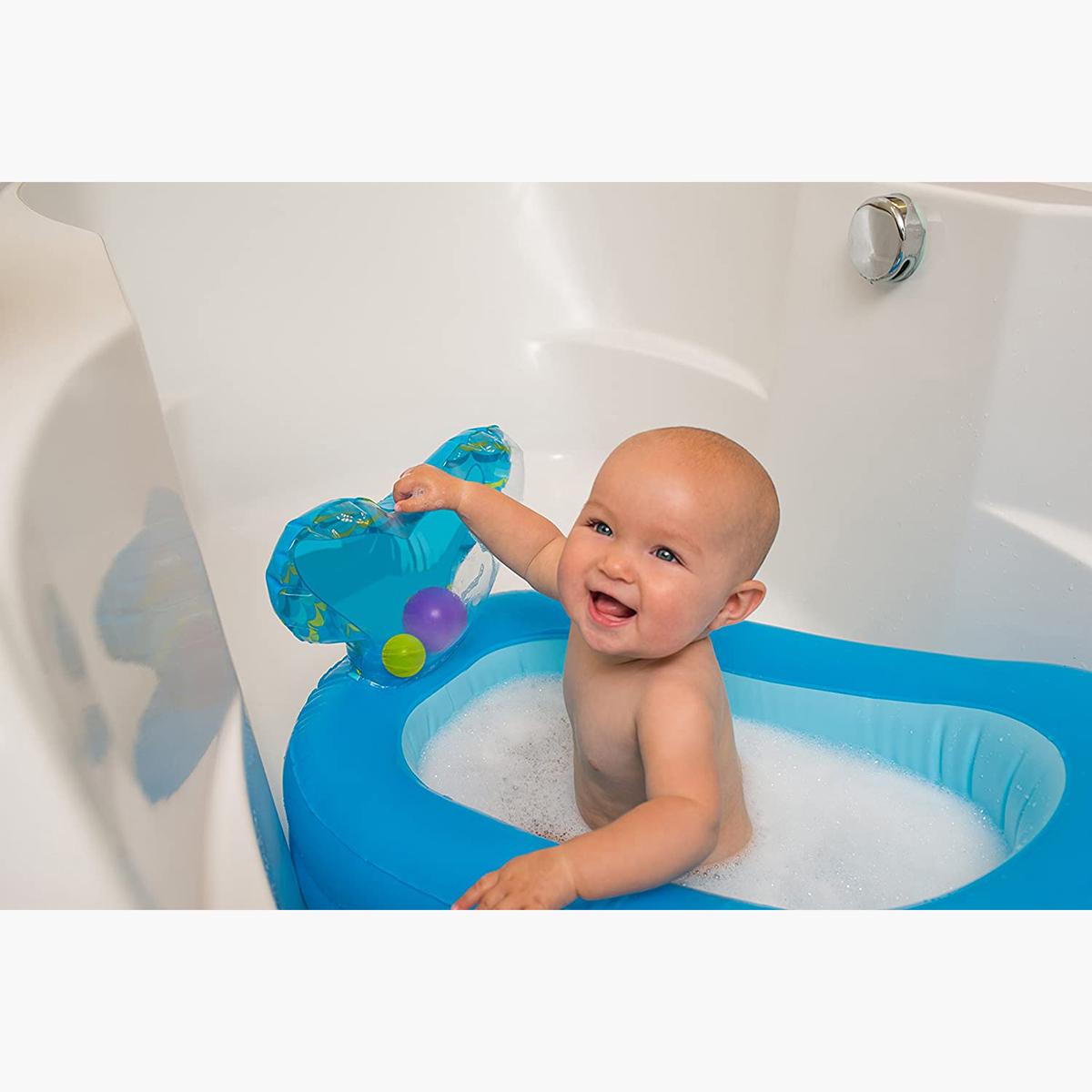 Infantino fashion whale ball bathtub