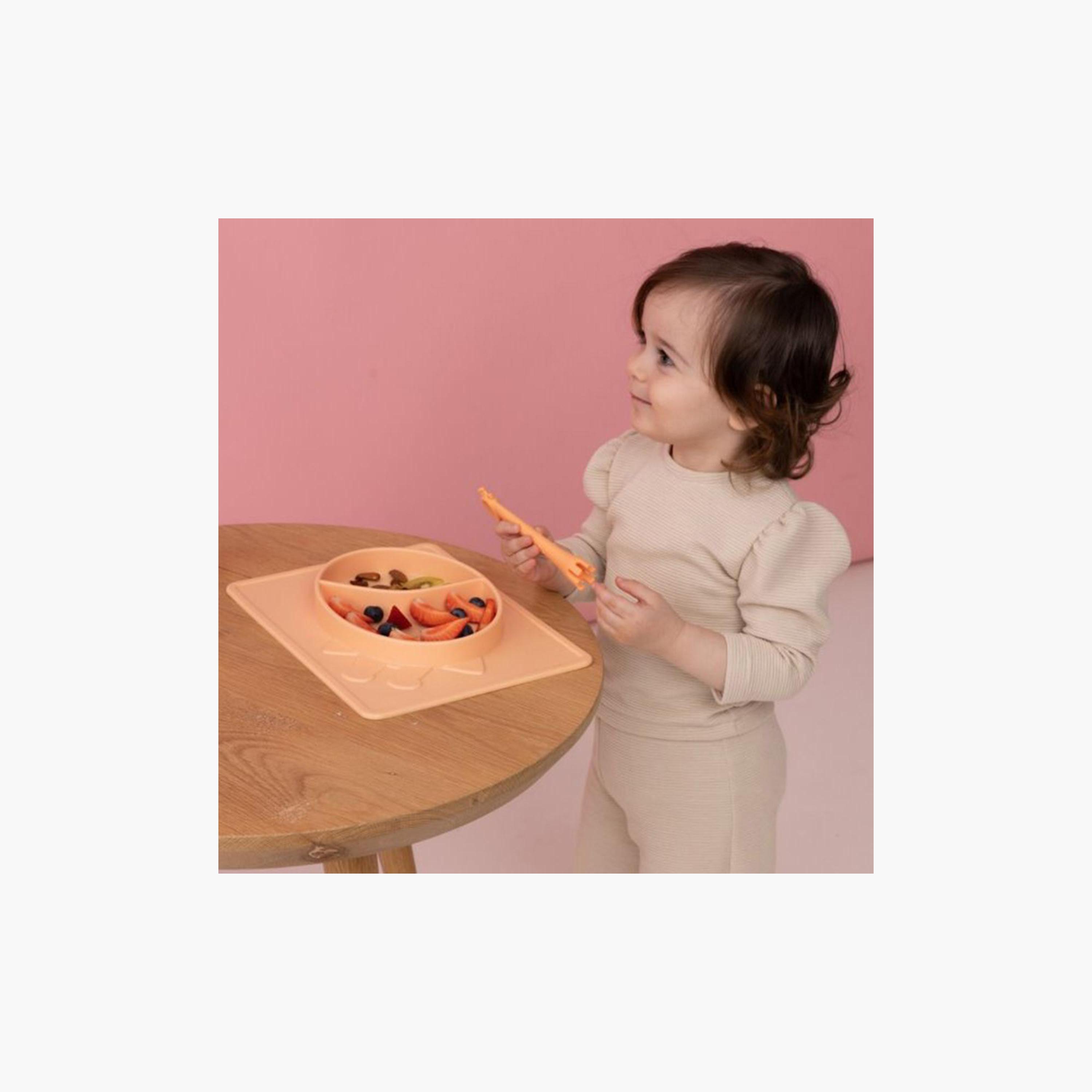 Baby shop placemat plate