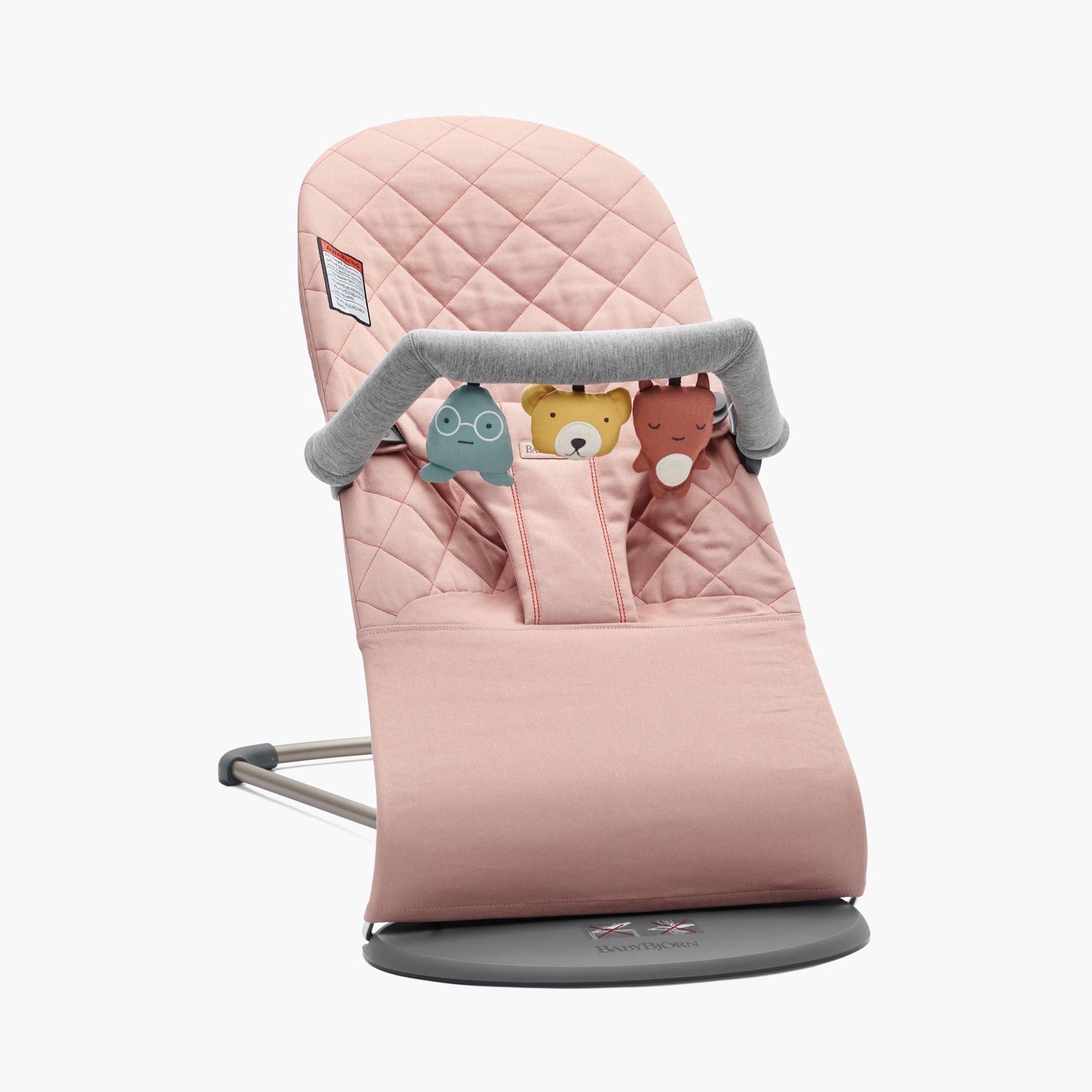 لعبة فريندز ناعمة لكرسي هزاز من بيبي بيورن-toys-babyandtoddlertoys-strollertoys-image-2
