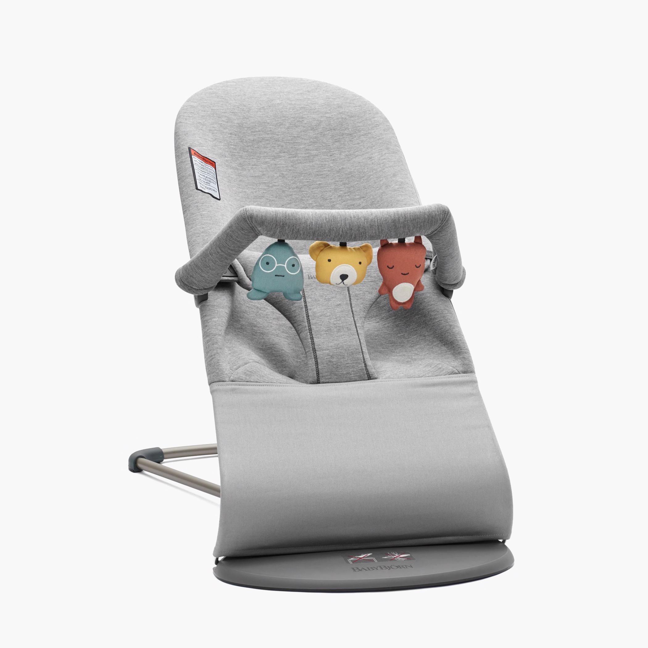 لعبة فريندز ناعمة لكرسي هزاز من بيبي بيورن-toys-babyandtoddlertoys-strollertoys-image-3