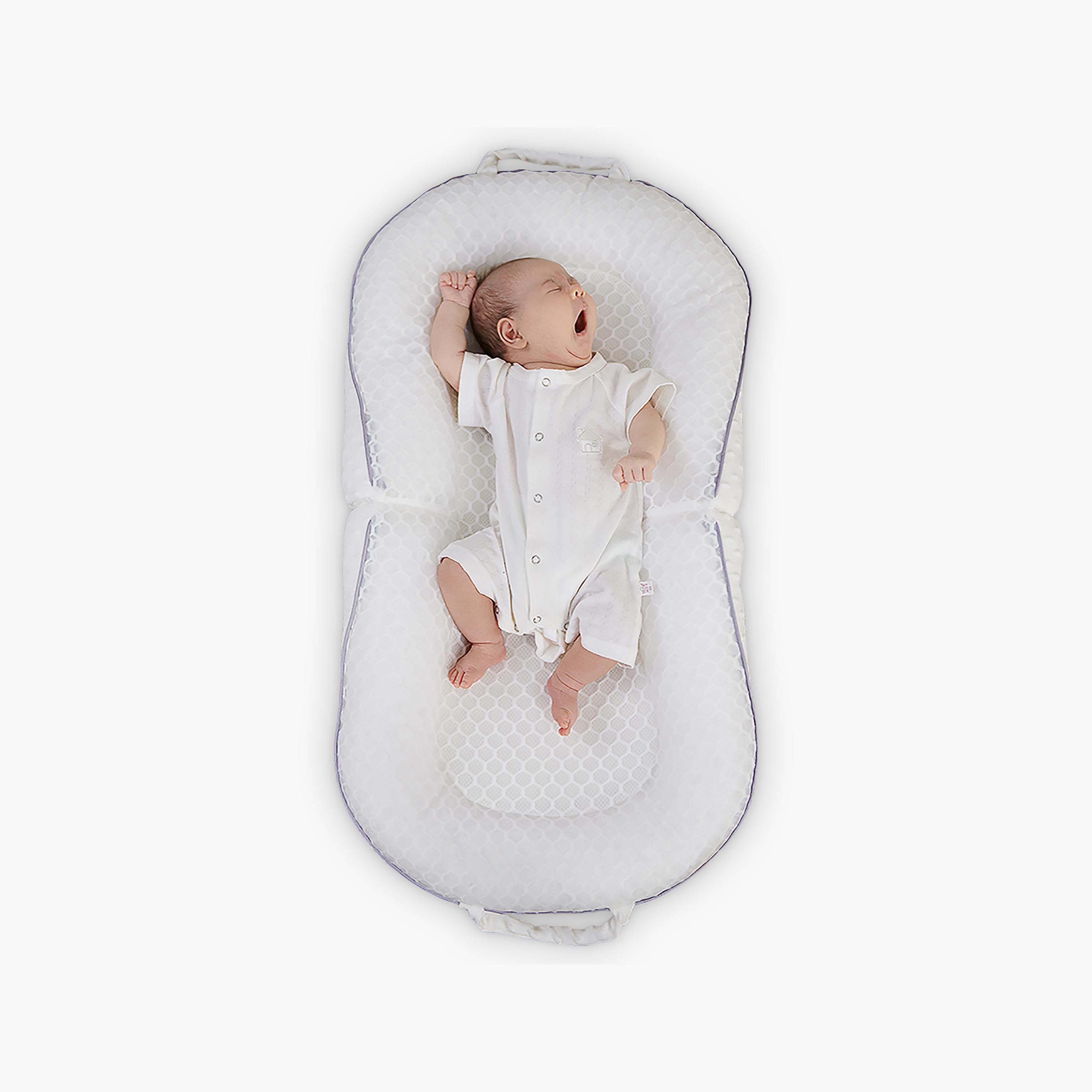 Sunveno DuPont Wings Baby Nest-baby-nursery-blanketsandswaddles-swaddlesandsleepingbags-image-1