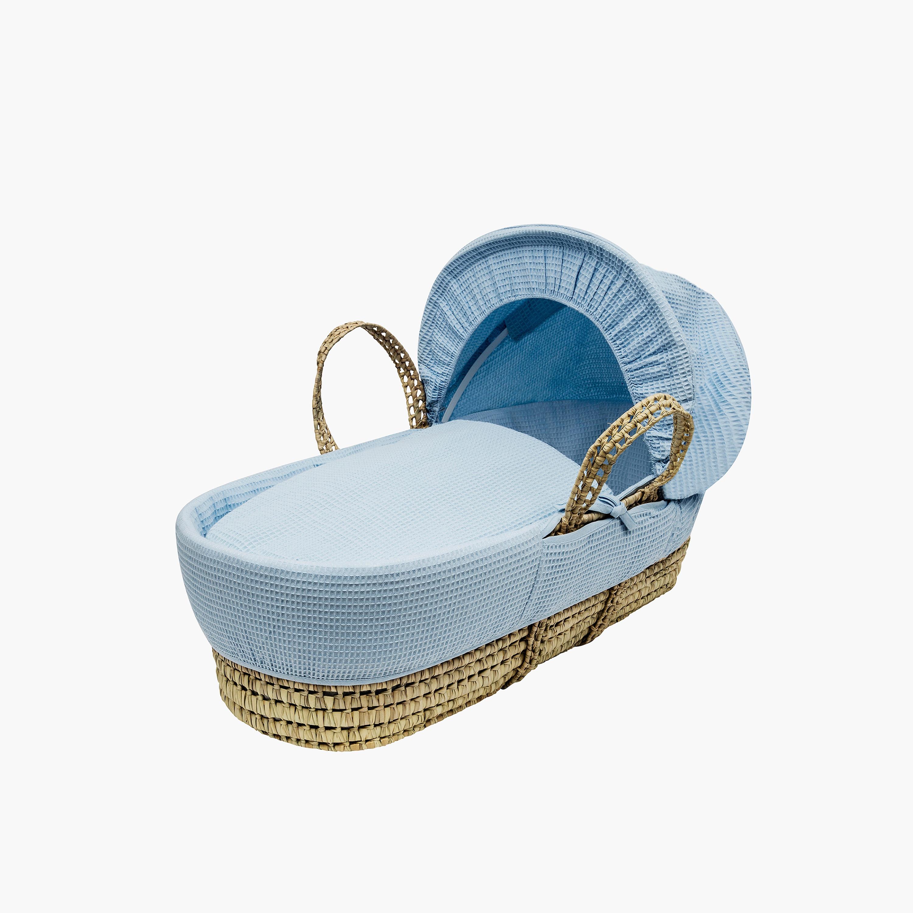 طقم مفروشات سلّة موسى 4 قطع بنمط وافل بارز الملمس من كيندر فالي-baby-nursery-babybedding-image-1