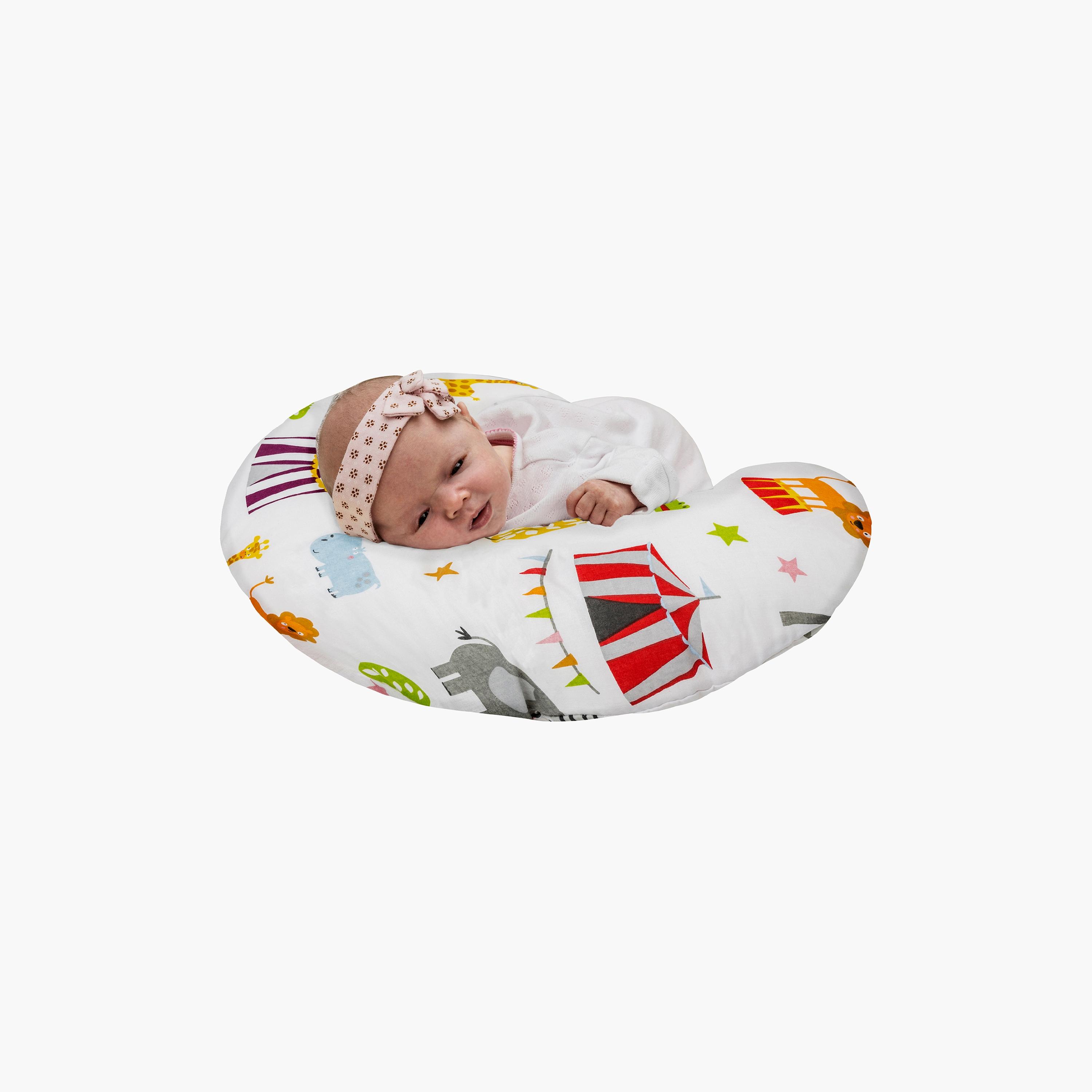 وسادة رقبة بطبعات سيركس فريندز مع سحاب إغلاق من كيندر فالي-baby-nursery-babybedding-image-5