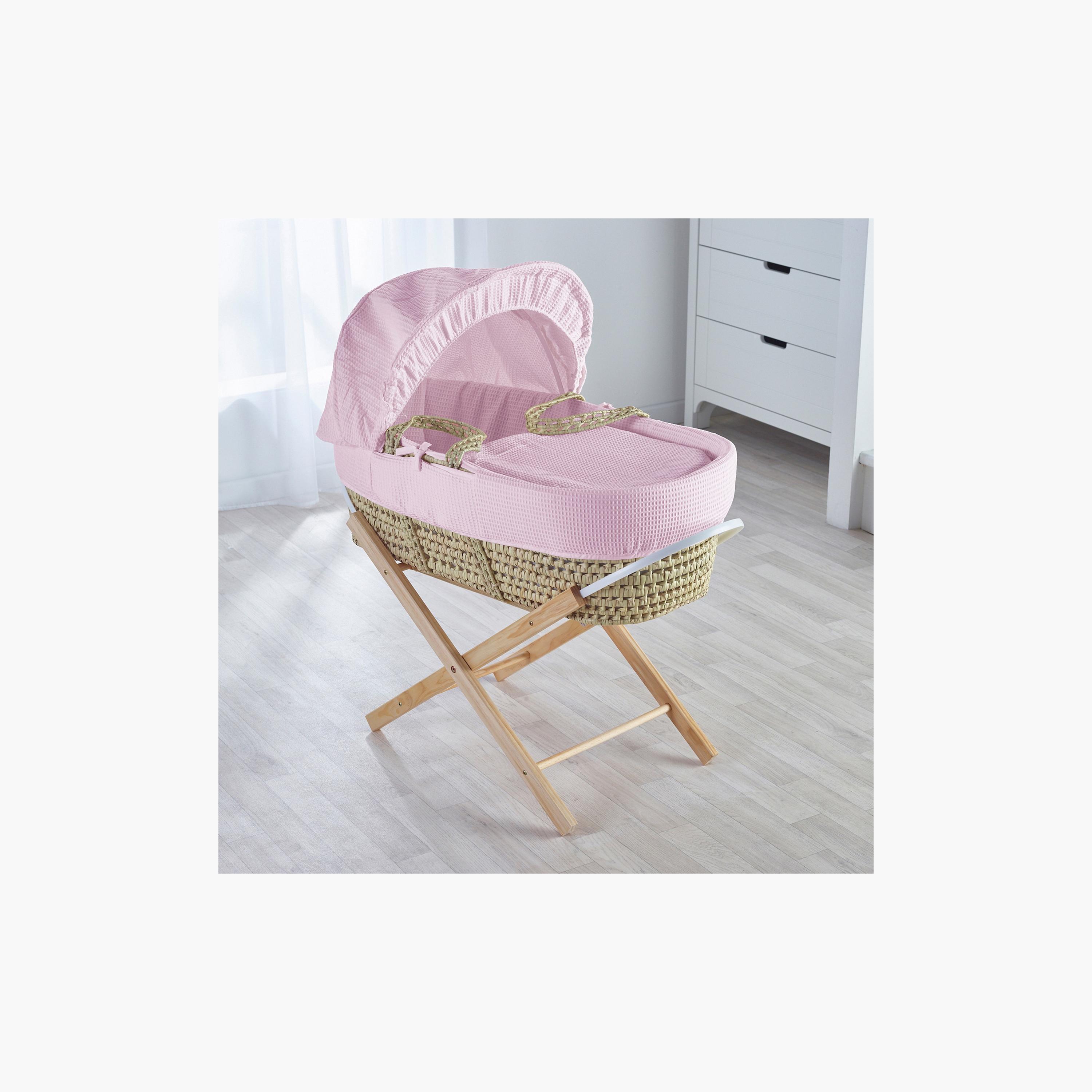 طقم مفروشات سلة موسى بنسيج وافل بارز الملمس من كيندر فالي-baby-nursery-babybedding-image-5
