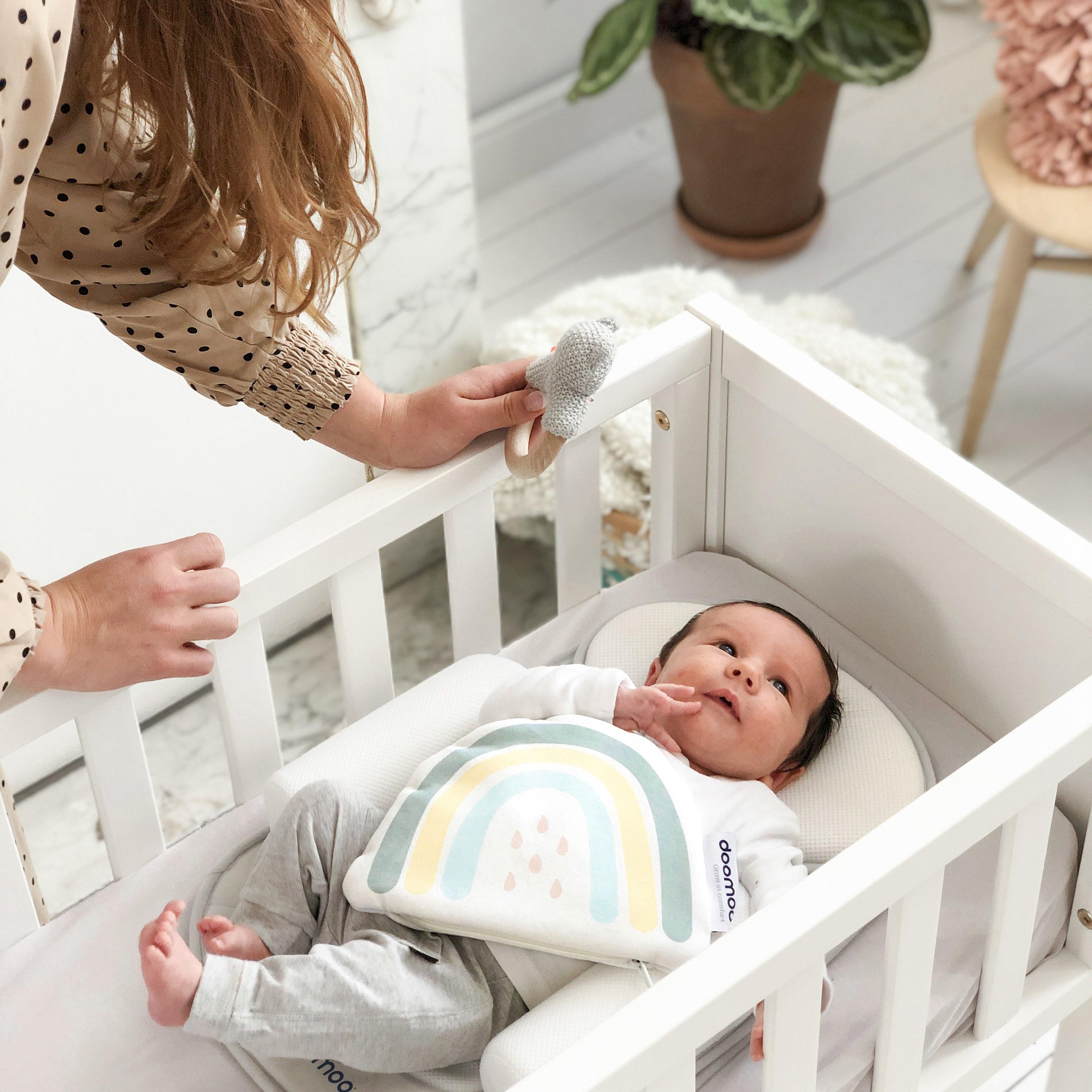 DOOMOO Snoogy-baby-nursery-furniture-cribsandbeds-cribaccessories-image-10