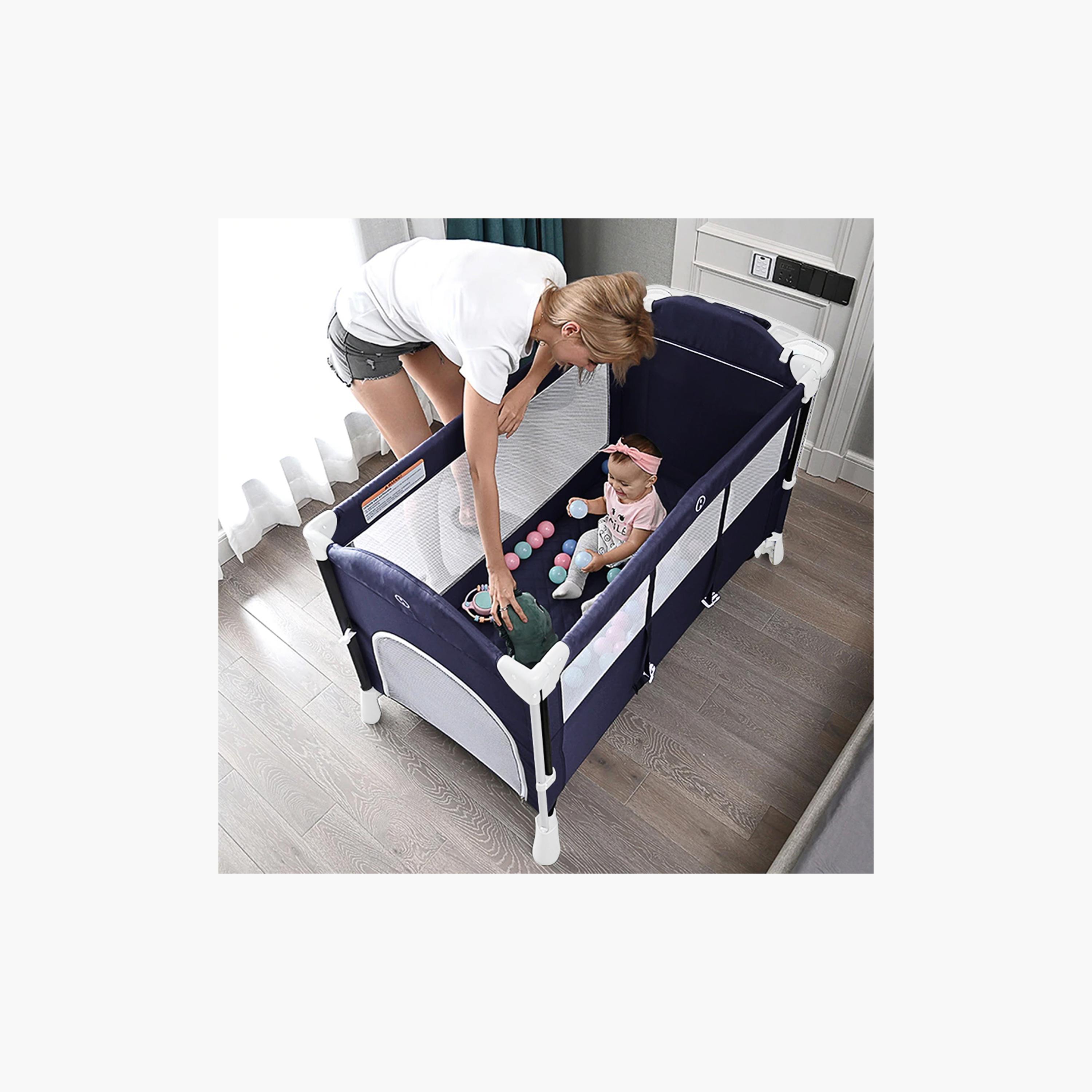 Teknum 4-in-1 Baby Bedside Co-Sleeper Bassinet and Playpen with Rocker-baby-nursery-furniture-cribsandbeds-bassinets-image-5