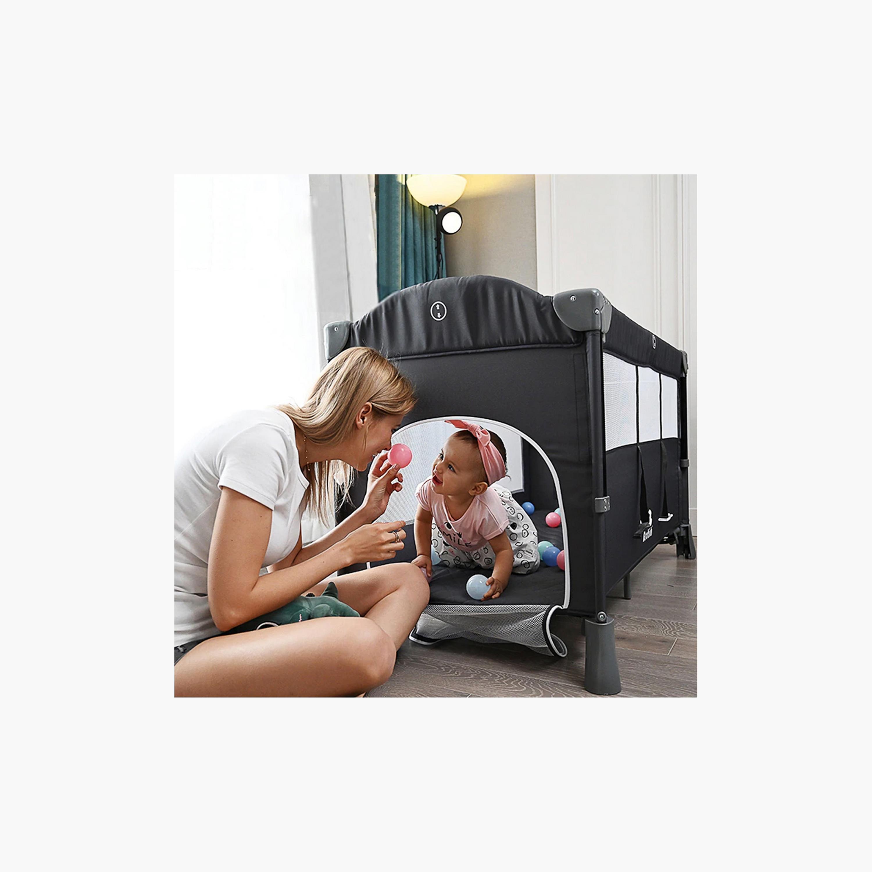 Playpen sales with sleeper