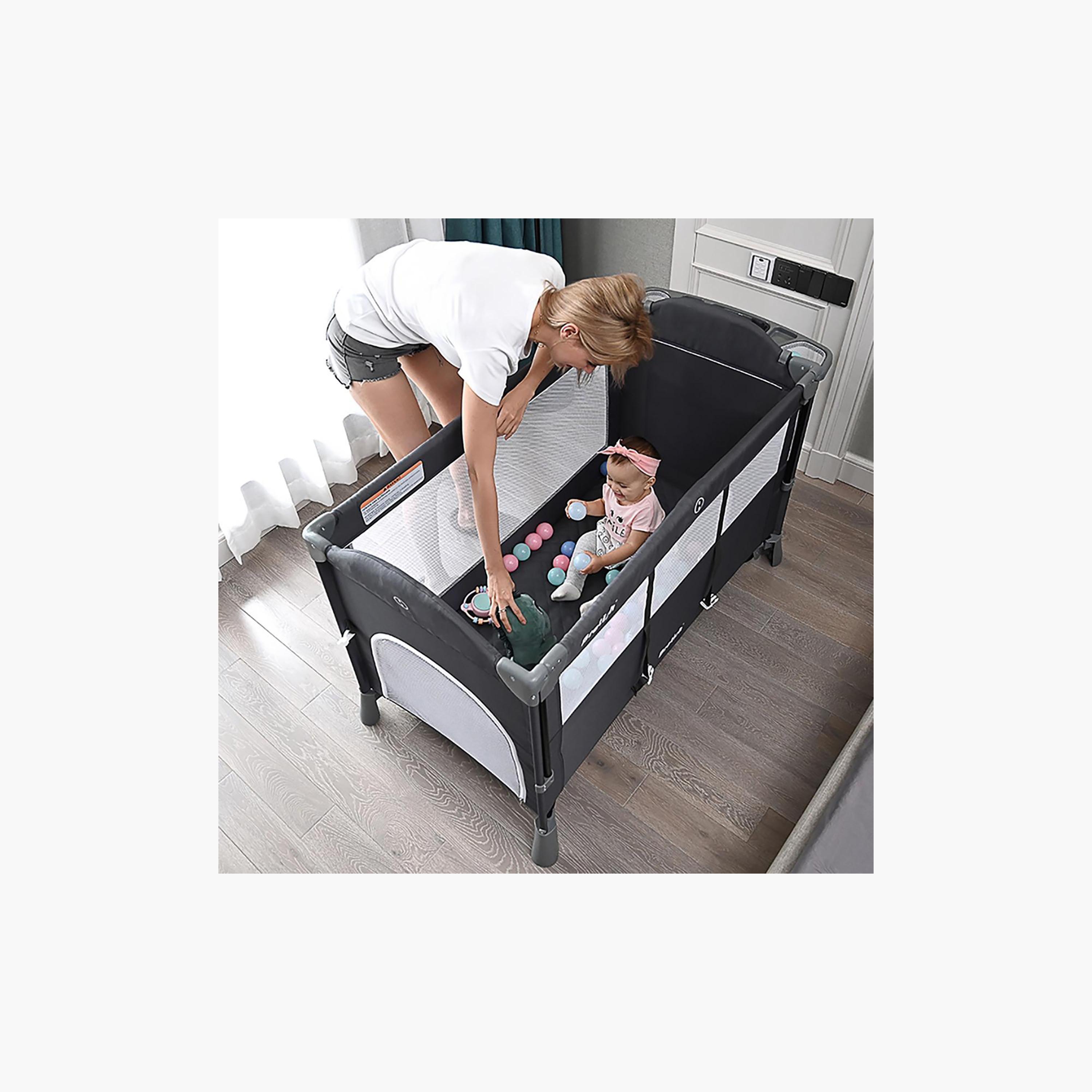 Teknum 4 -in-1 Baby Bedside Co-Sleeper Bassinet and Playpen with Rocker-baby-nursery-furniture-cribsandbeds-bassinets-image-3