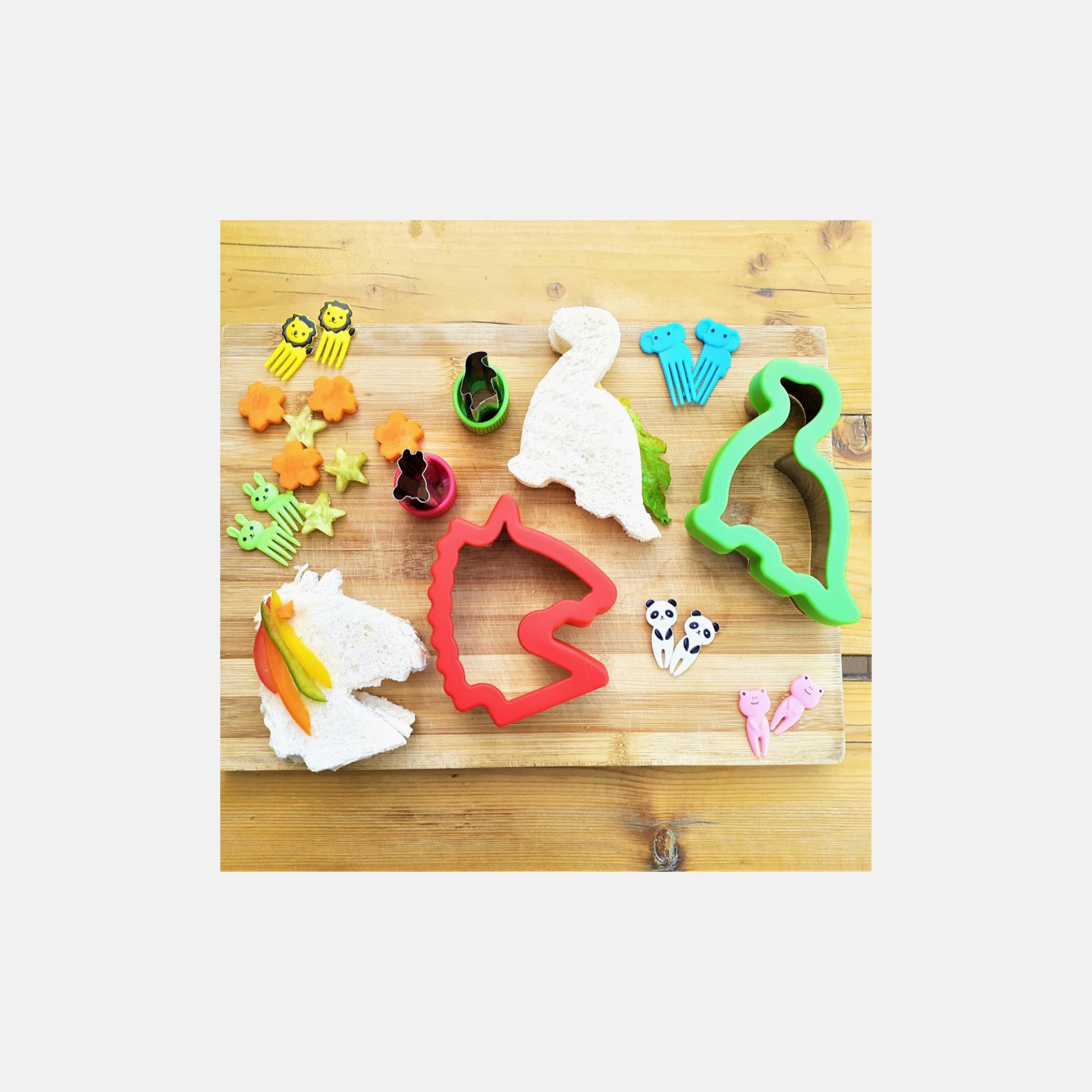 قطاعة السندويتشات الستانلس ستيل ميني كومبو من إيزي كيدز-baby-feeding-mealtimeessentials-image-2