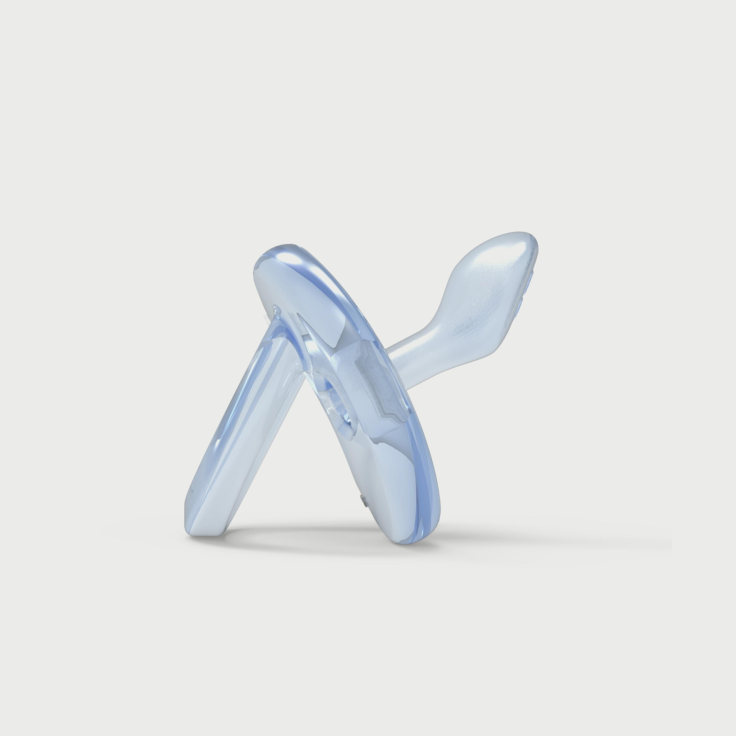 لهاية أورثوسوفت سيليكون من نوفيتا - أزرق فاتح-baby-feeding-pacifiers-image-4